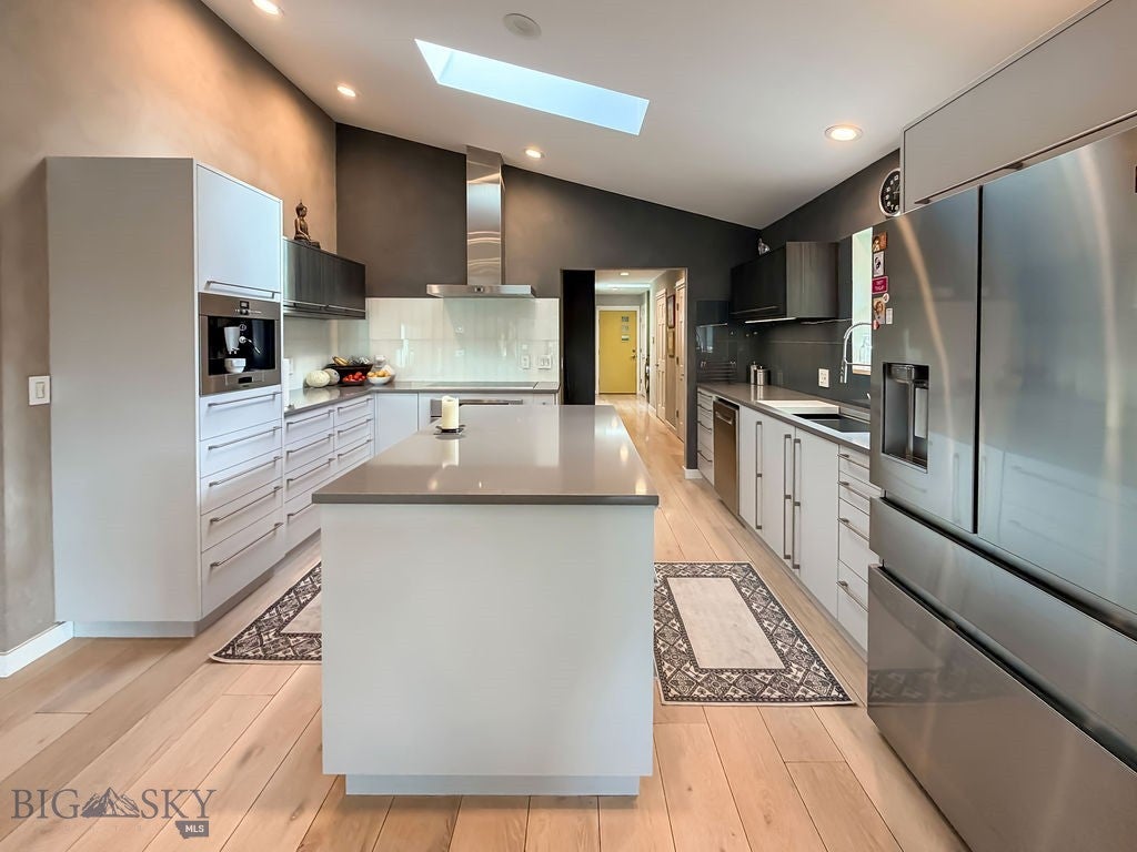 Bozeman, Montana, 59718, United States, 5 Bedrooms Bedrooms, ,5 BathroomsBathrooms,Residential,Active,1959513