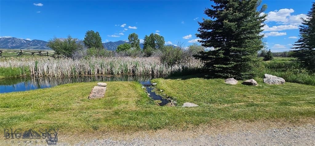 Ennis, Montana, 59729, United States, 4 Bedrooms Bedrooms, ,2 BathroomsBathrooms,Residential,Active,2013181