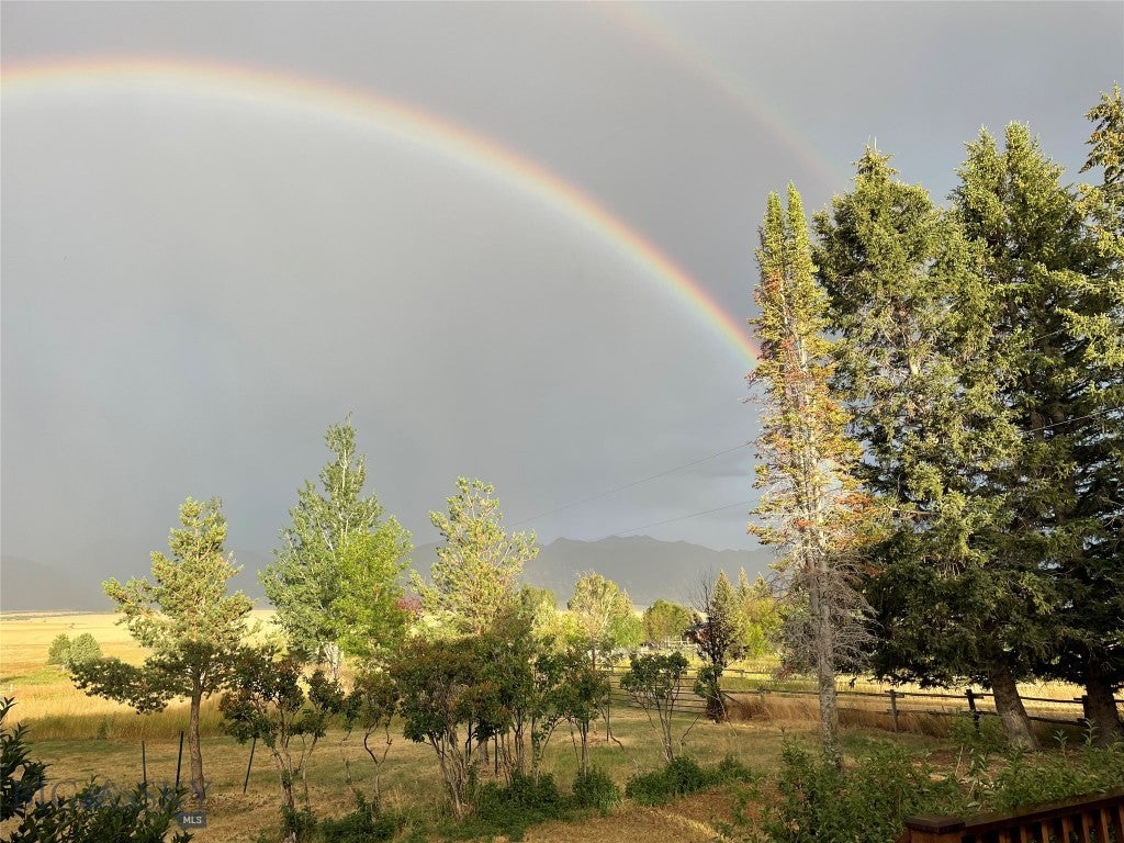Ennis, Montana, 59729, United States, 4 Bedrooms Bedrooms, ,2 BathroomsBathrooms,Residential,Active,1849550