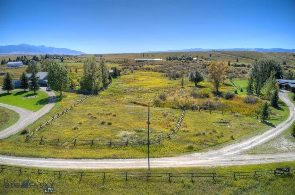 Ennis, Montana, 59729, United States, 4 Bedrooms Bedrooms, ,2 BathroomsBathrooms,Residential,Active,2013181