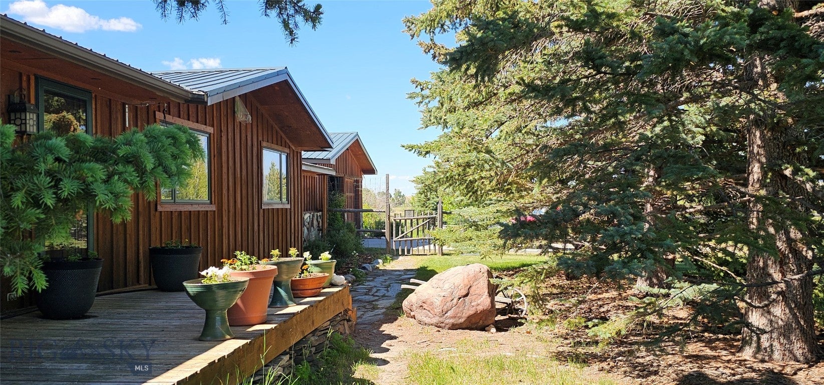 Ennis, Montana, 59729, United States, 4 Bedrooms Bedrooms, ,2 BathroomsBathrooms,Residential,Active,1849550