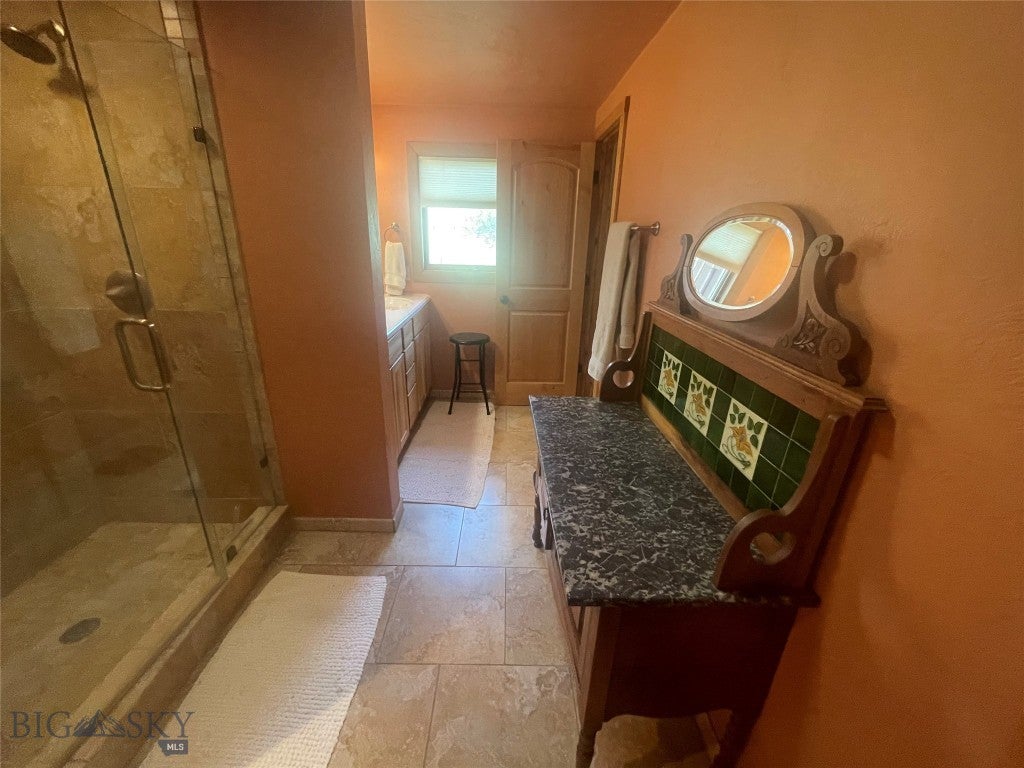 Ennis, Montana, 59729, United States, 4 Bedrooms Bedrooms, ,2 BathroomsBathrooms,Residential,Active,1849550