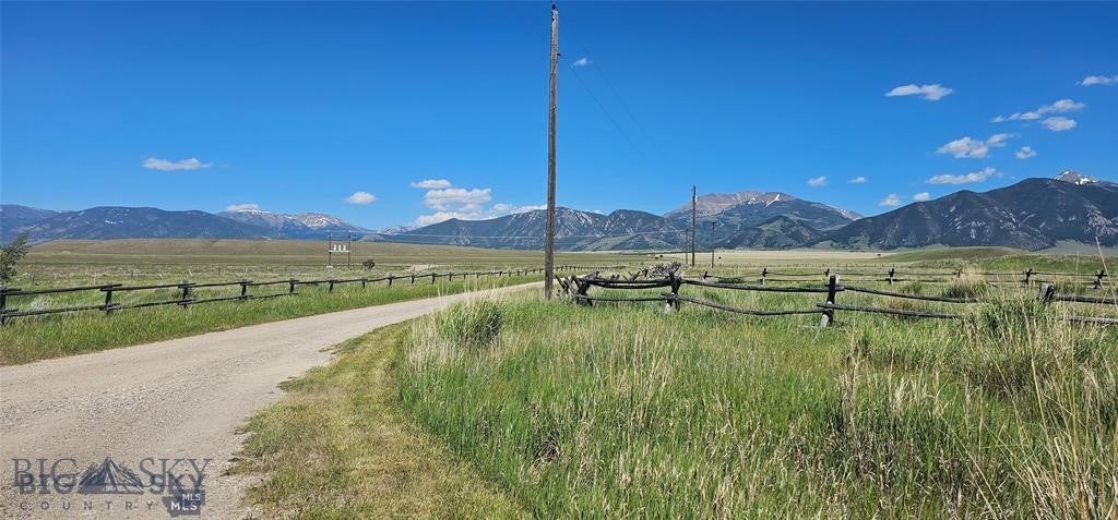 Ennis, Montana, 59729, United States, 4 Bedrooms Bedrooms, ,2 BathroomsBathrooms,Residential,Active,2013181