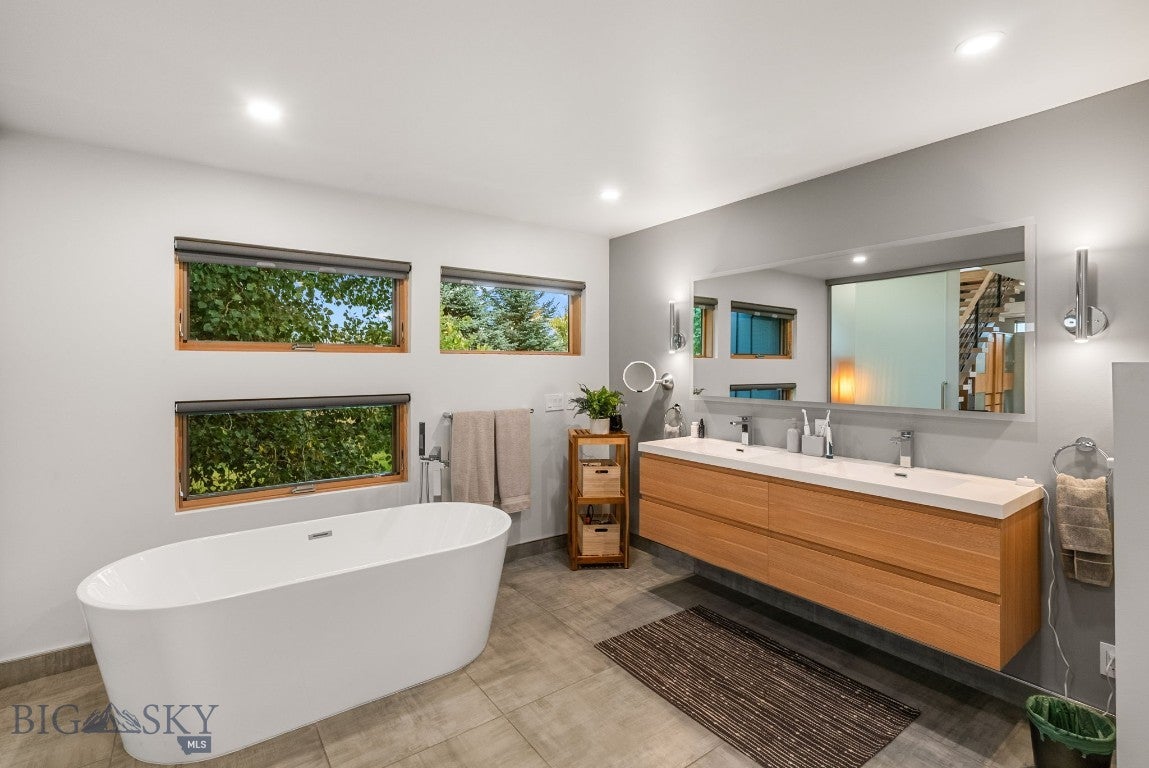 Bozeman, Montana, 59718, United States, 5 Bedrooms Bedrooms, ,5 BathroomsBathrooms,Residential,Active,1959513