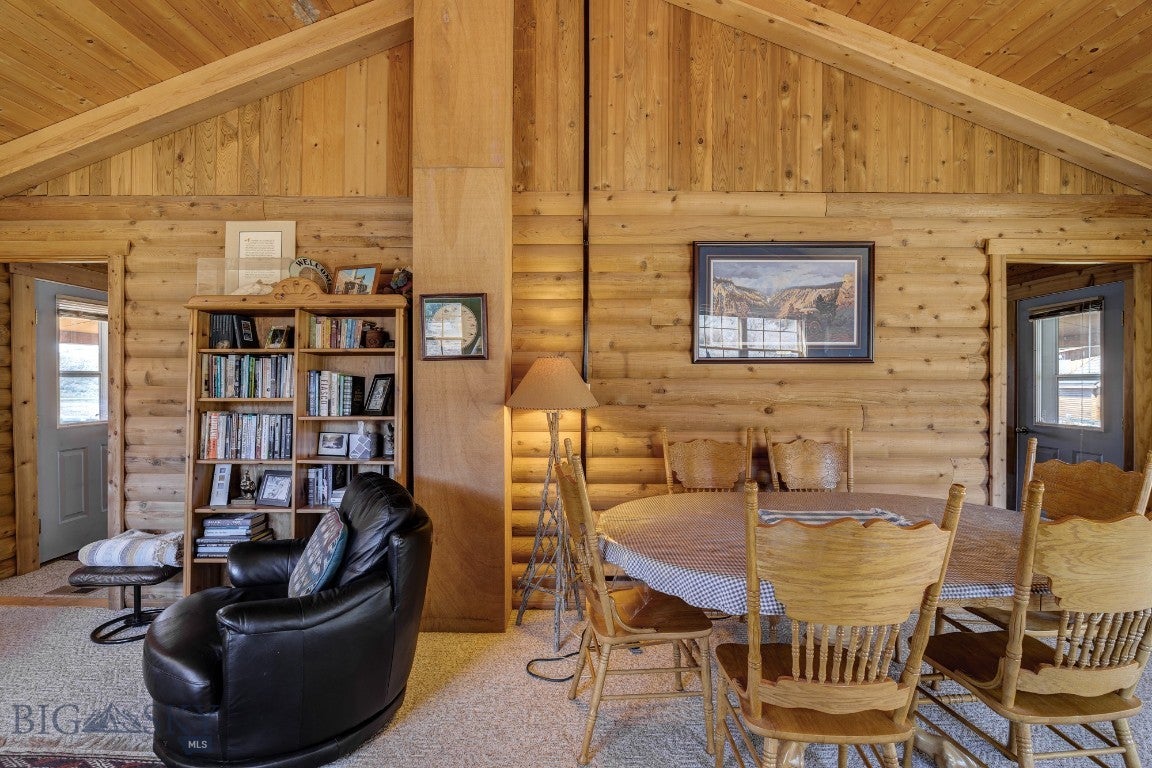 Cameron, Montana, 59720, United States, ,2 BathroomsBathrooms,Residential,Active,1769574