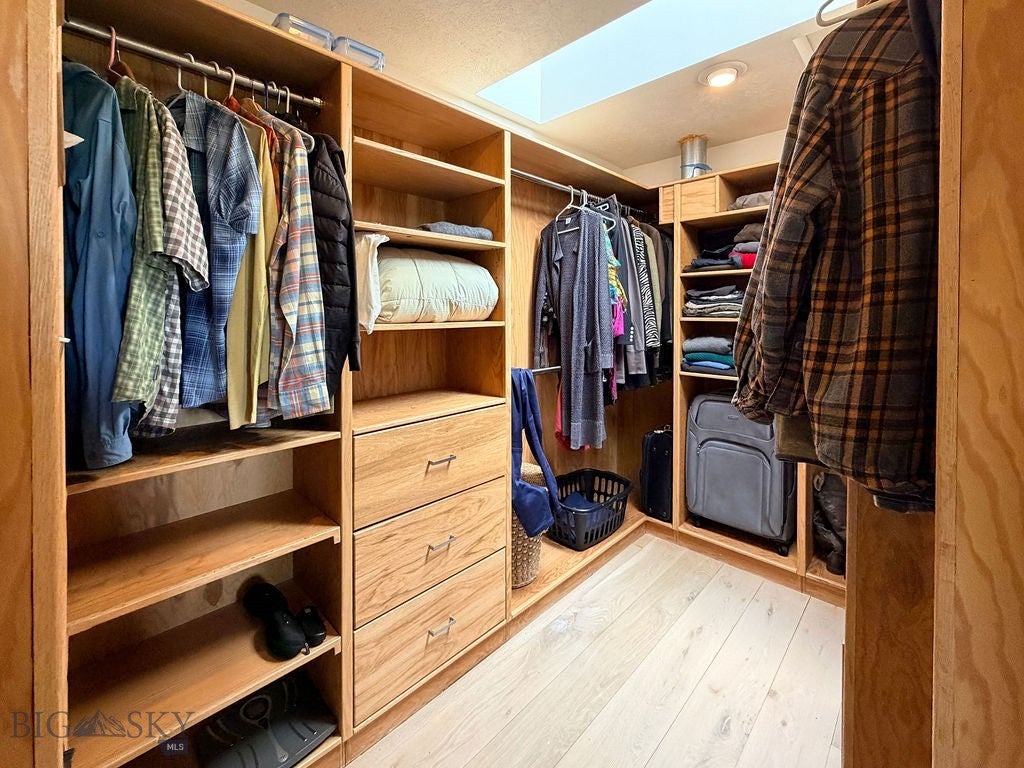 Bozeman, Montana, 59718, United States, 5 Bedrooms Bedrooms, ,5 BathroomsBathrooms,Residential,Active,1959513