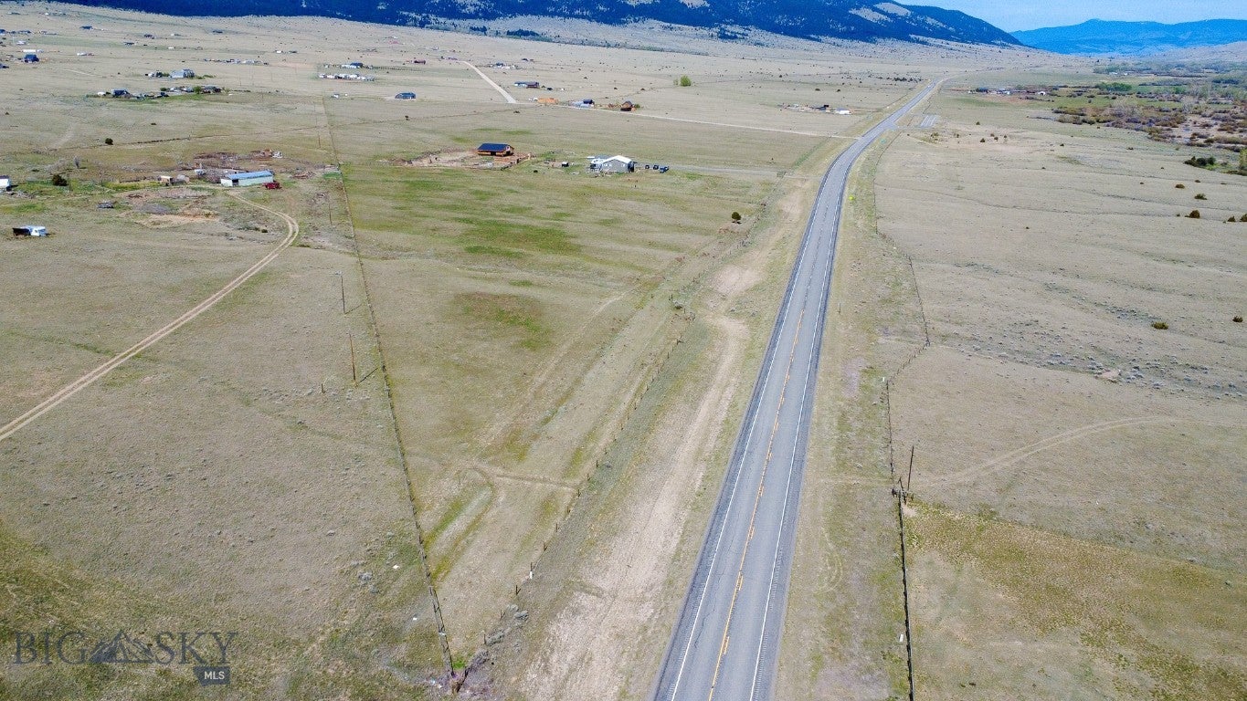 Boulder, Montana, 59632, United States, 5 Bedrooms Bedrooms, ,3 BathroomsBathrooms,Residential,Active,1909637