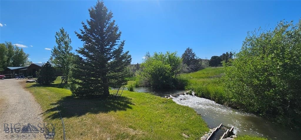 Ennis, Montana, 59729, United States, 4 Bedrooms Bedrooms, ,2 BathroomsBathrooms,Residential,Active,2013181