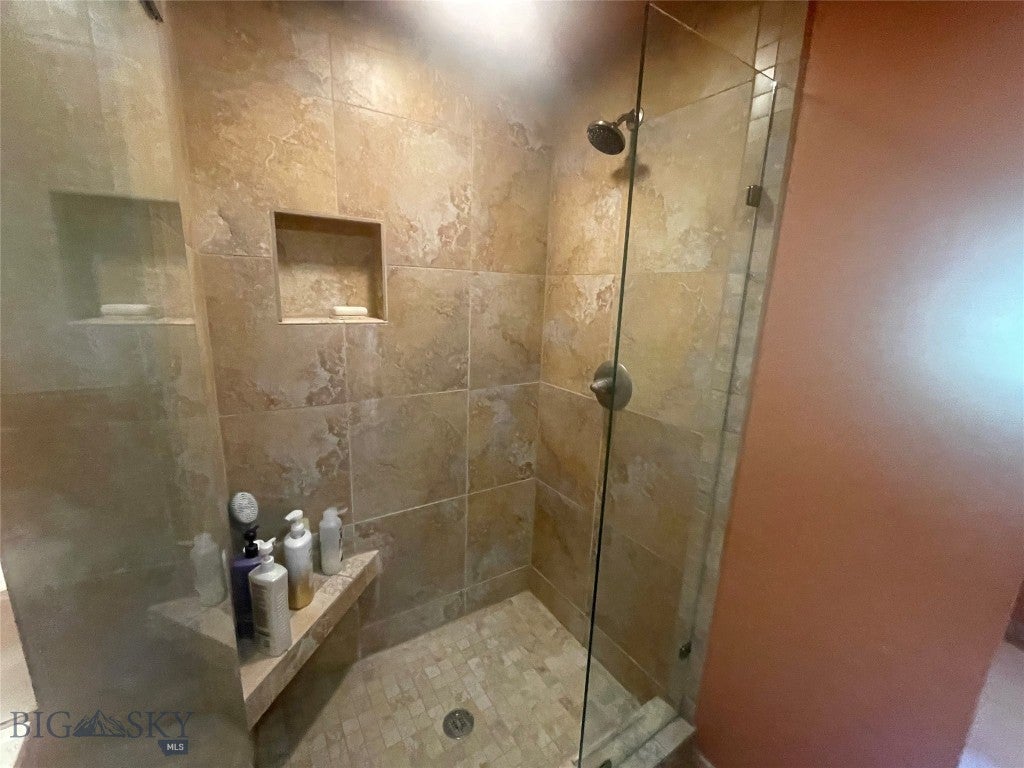 Ennis, Montana, 59729, United States, 4 Bedrooms Bedrooms, ,2 BathroomsBathrooms,Residential,Active,1849550