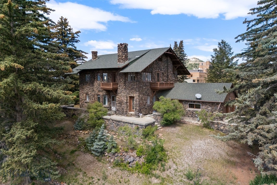 Butte, Montana, 59701, United States, 5 Bedrooms Bedrooms, ,3 BathroomsBathrooms,Residential,Active,1909636