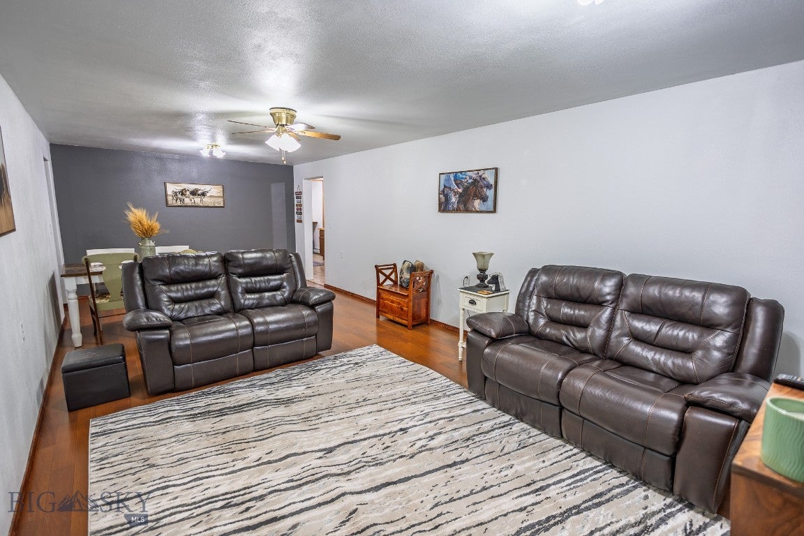 Boulder, Montana, 59632, United States, 5 Bedrooms Bedrooms, ,3 BathroomsBathrooms,Residential,Active,1909637