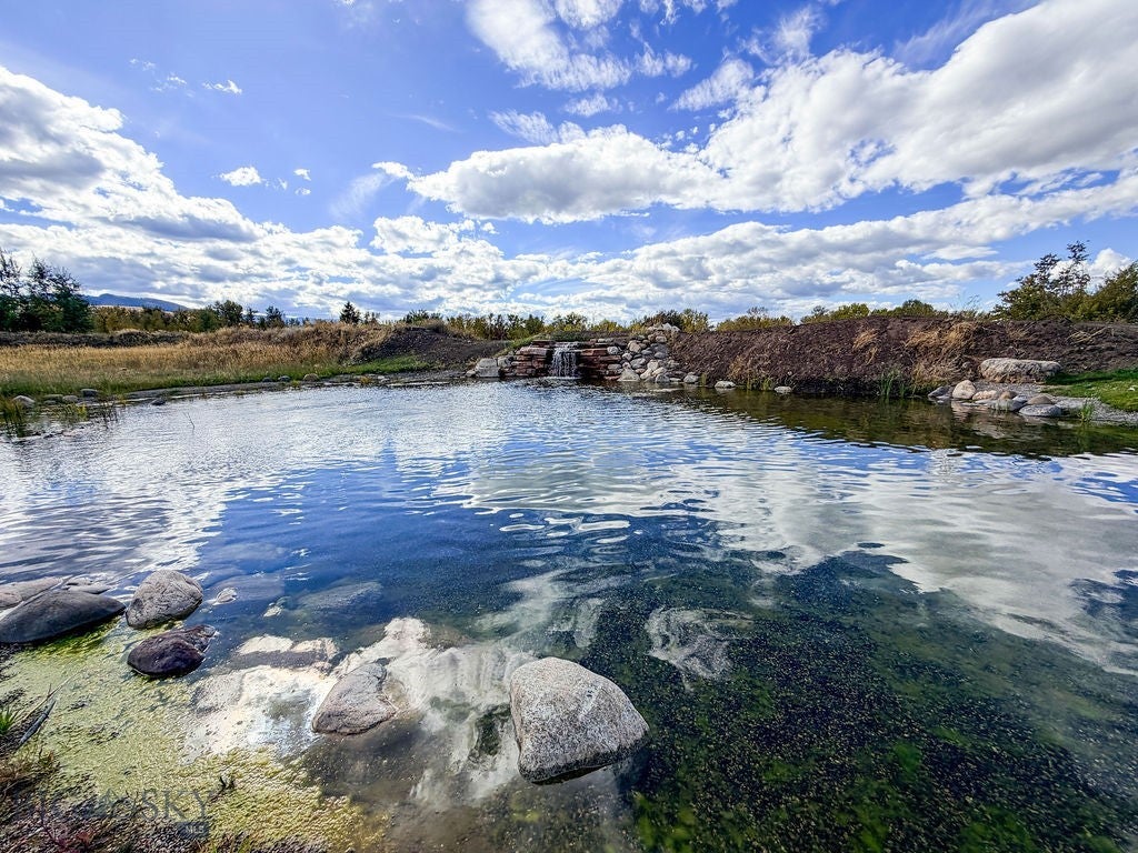 Bozeman, Montana, 59718, United States, 5 Bedrooms Bedrooms, ,5 BathroomsBathrooms,Residential,Active,1959513