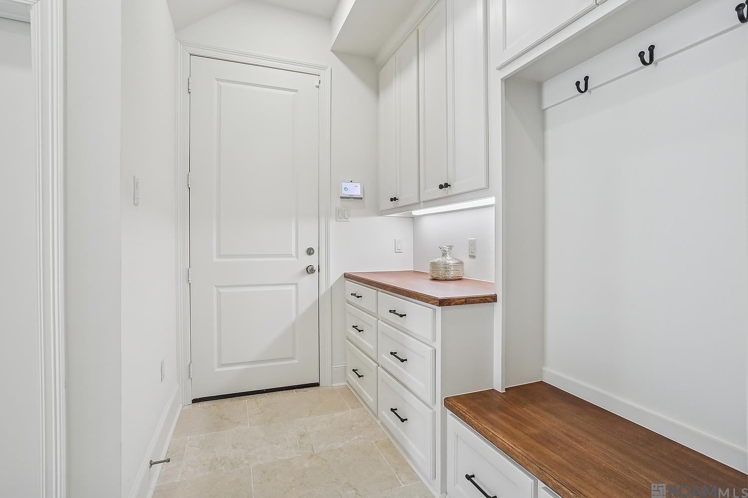 Baton Rouge, Louisiana, 70810, United States, 4 Bedrooms Bedrooms, ,4 BathroomsBathrooms,Residential,Active,1994964