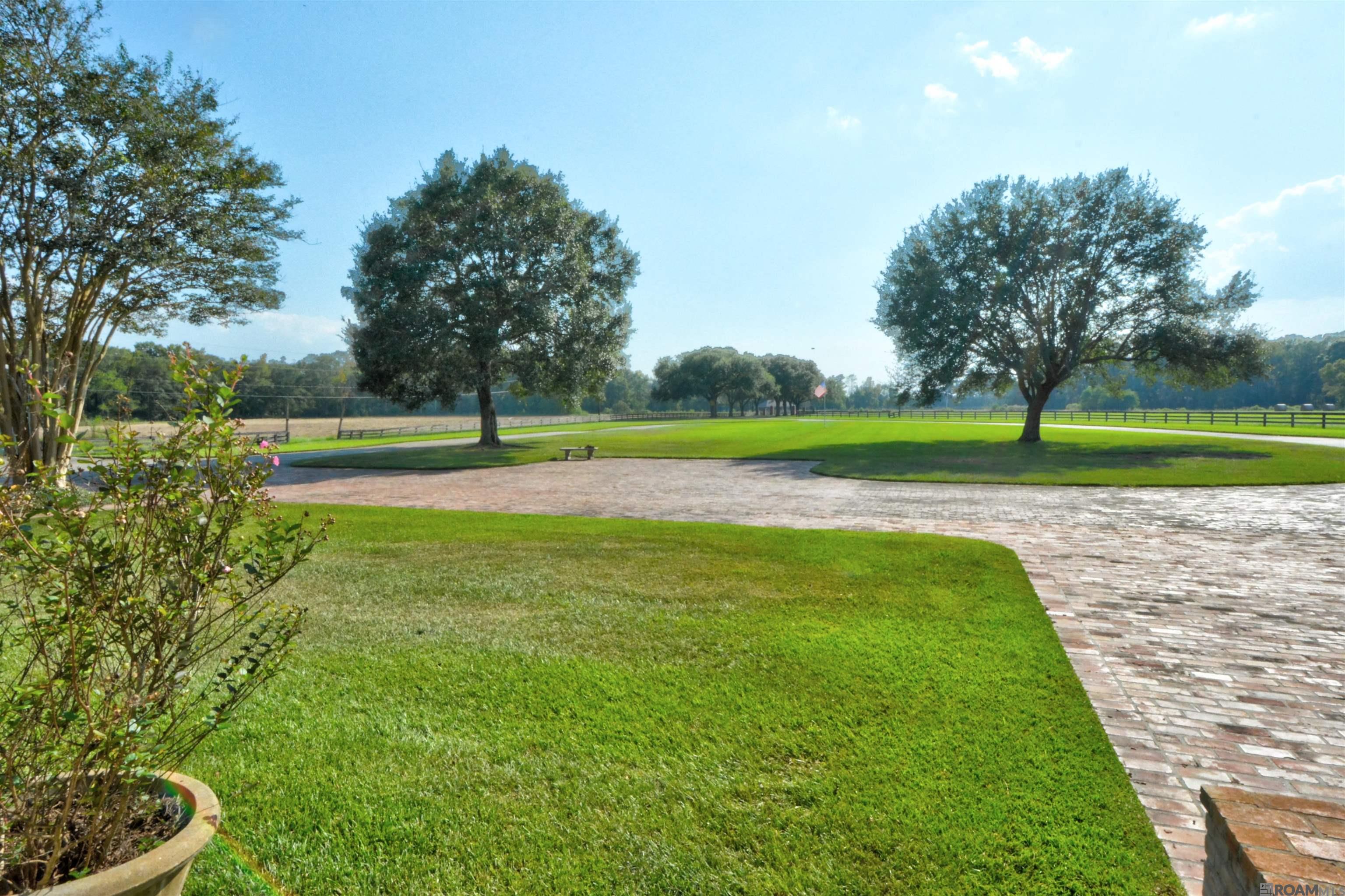 Central, Louisiana, 70770, United States, 5 Bedrooms Bedrooms, ,7 BathroomsBathrooms,Residential,Active,2008021