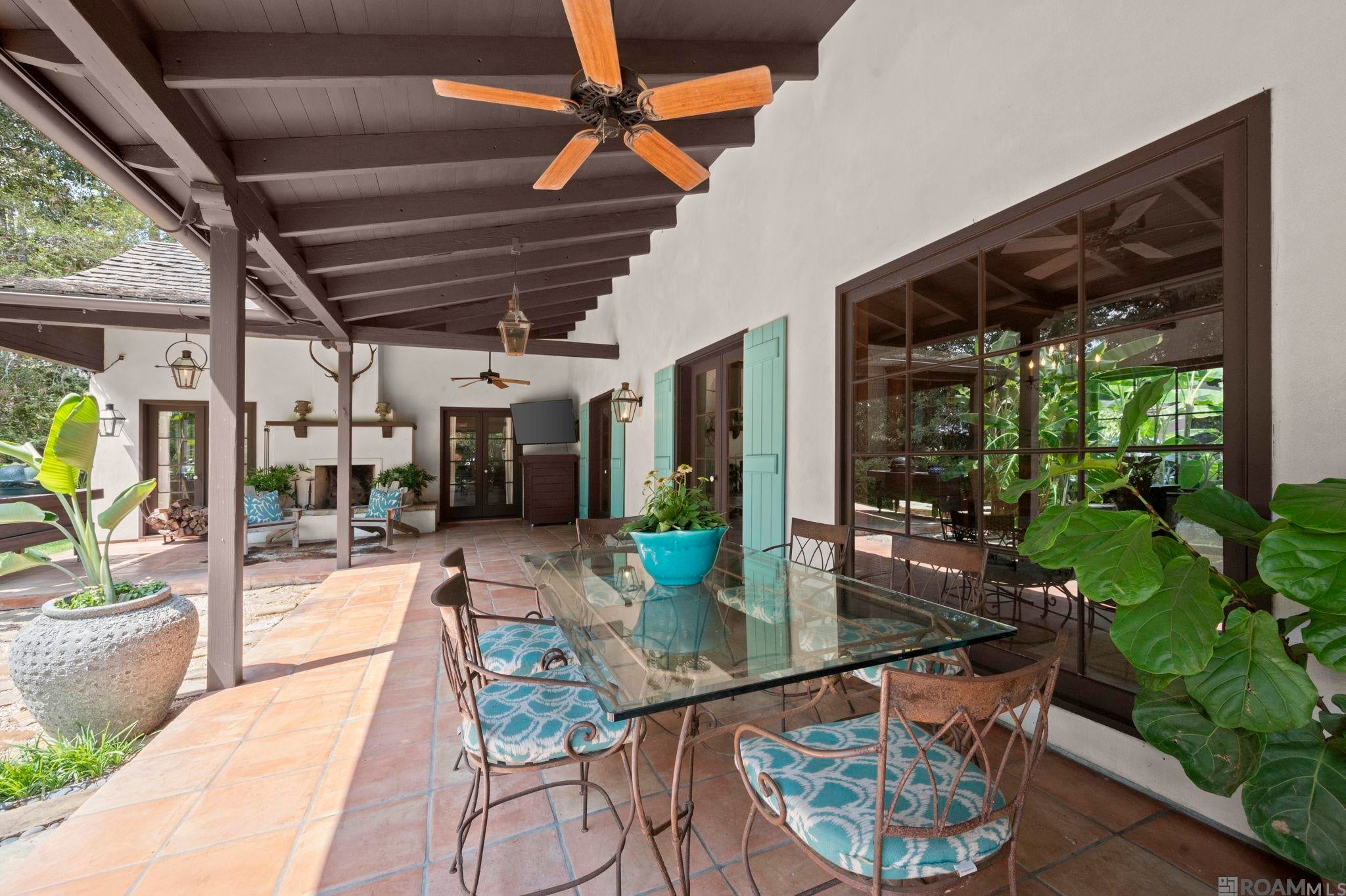 Baton Rouge, Louisiana, 70808, United States, 4 Bedrooms Bedrooms, ,5 BathroomsBathrooms,Residential,Active,1945865