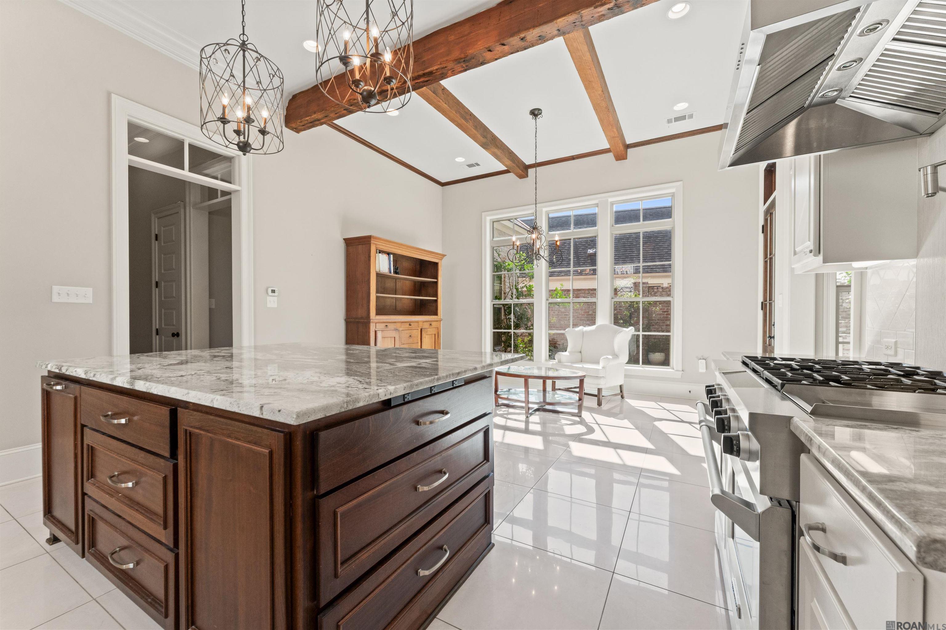 Saint George, Louisiana, 70810, United States, ,5 BathroomsBathrooms,Residential,Active,1703296