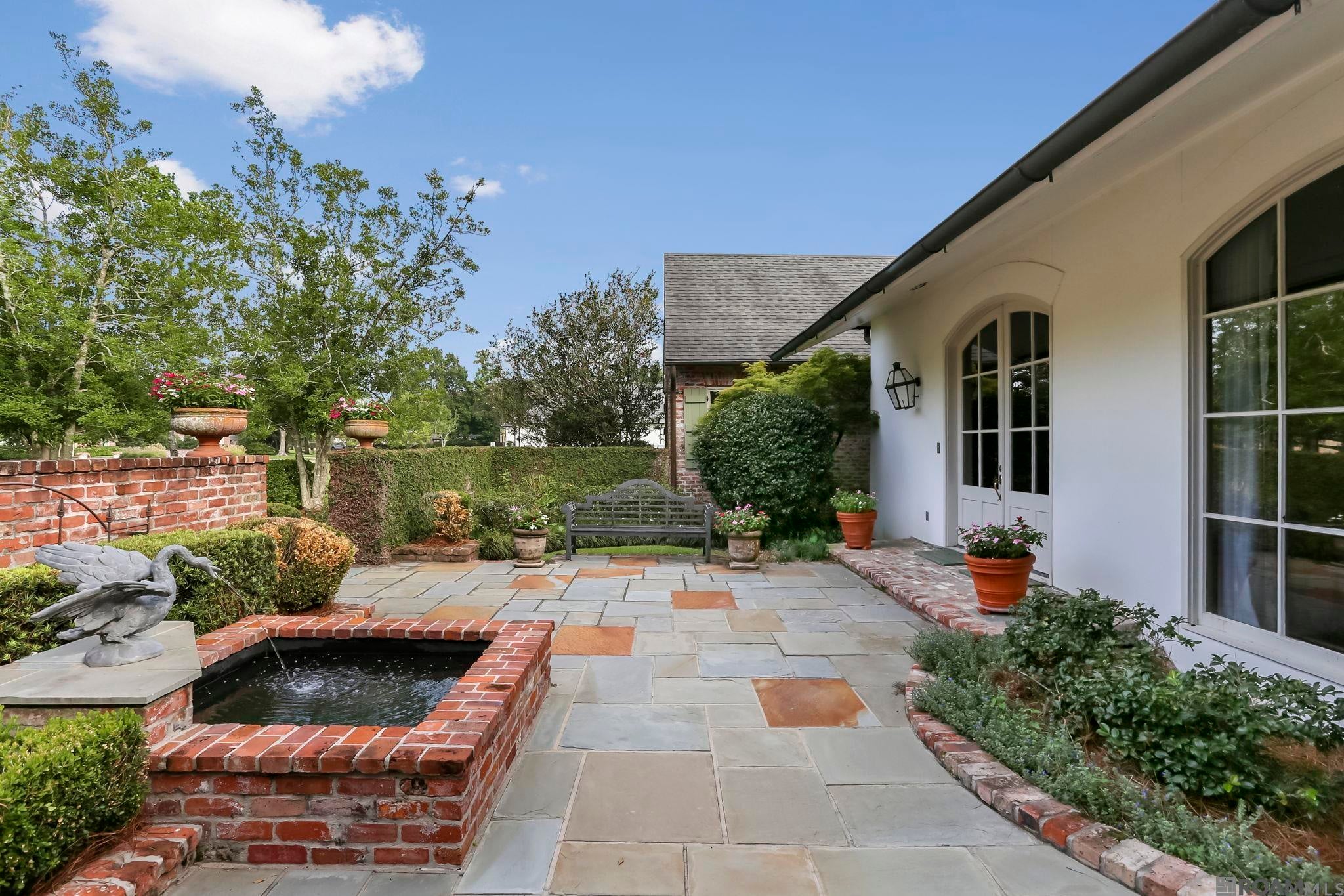 Baton Rouge, Louisiana, 70810, United States, 4 Bedrooms Bedrooms, ,5 BathroomsBathrooms,Residential,Active,1884866