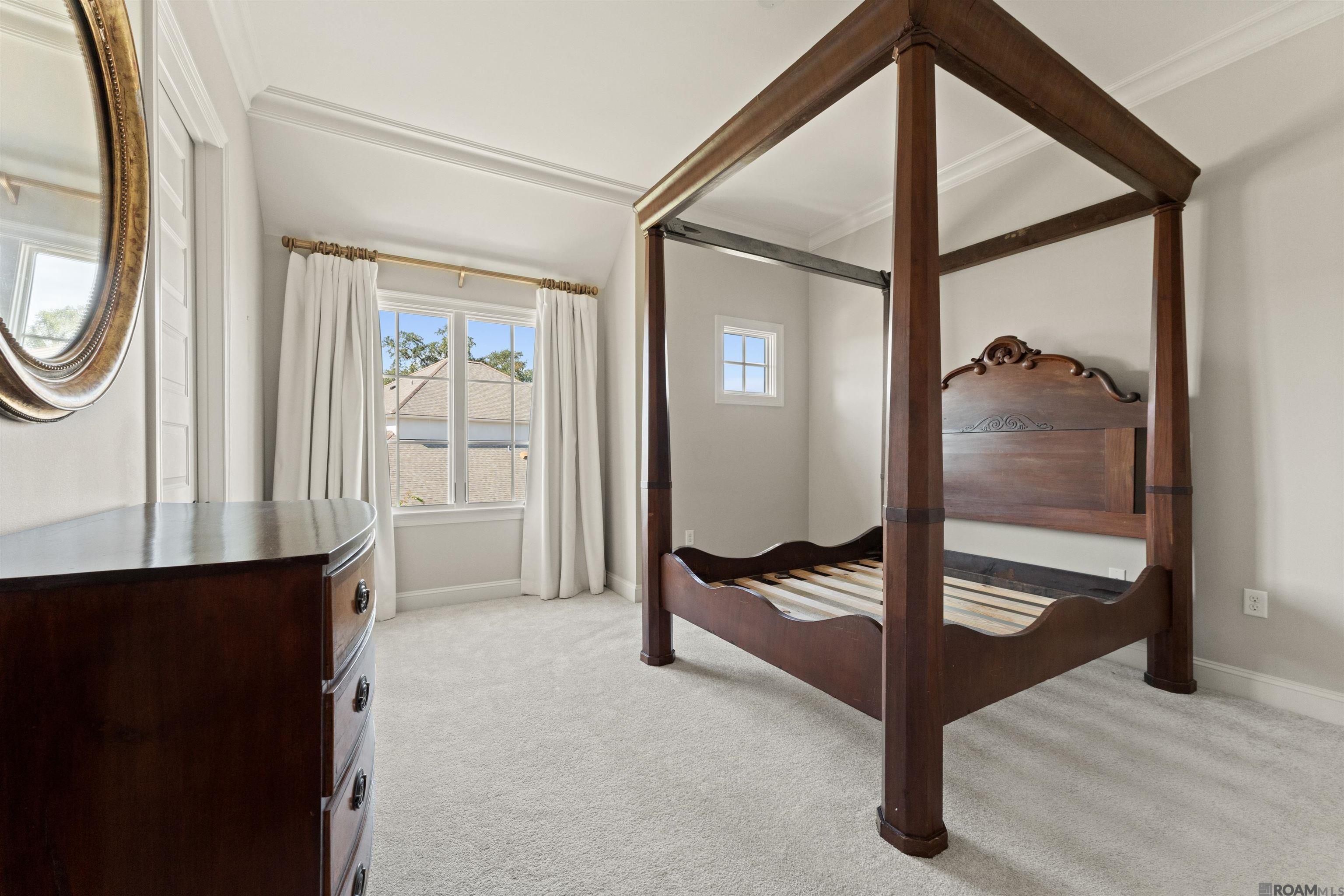 Saint George, Louisiana, 70810, United States, ,5 BathroomsBathrooms,Residential,Active,1703296