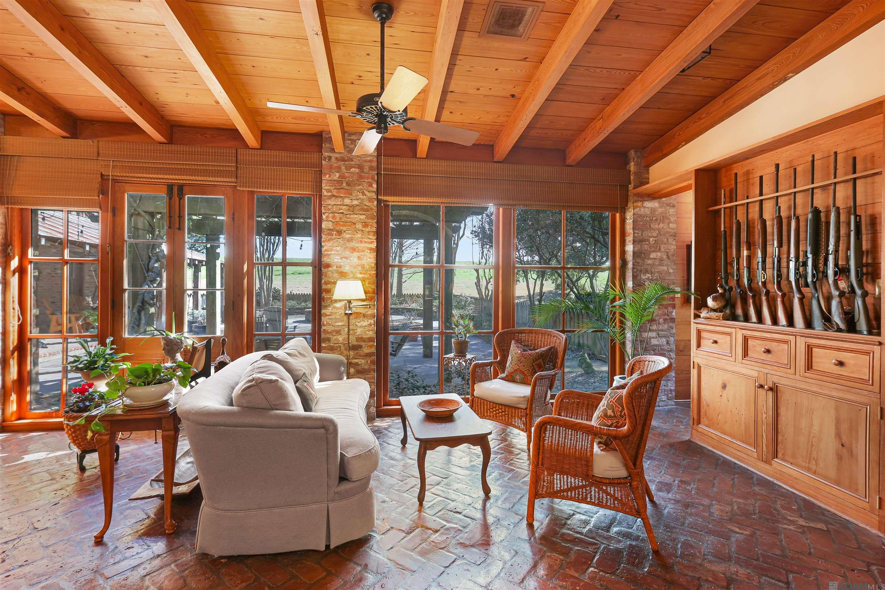 Port Allen, Louisiana, 70767, United States, ,3 BathroomsBathrooms,Residential,Active,1703829