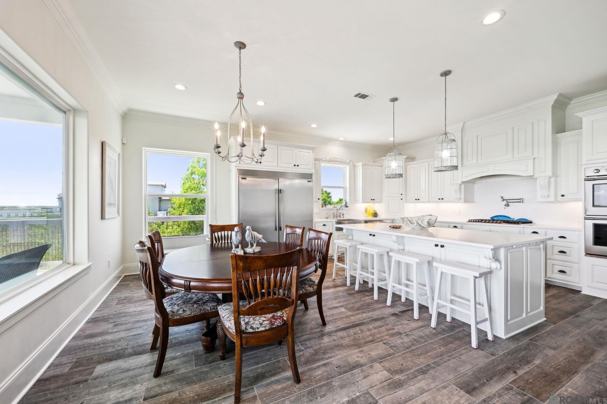 Slidell, Louisiana, 70461, United States, 5 Bedrooms Bedrooms, ,6 BathroomsBathrooms,Residential,Active,1963413