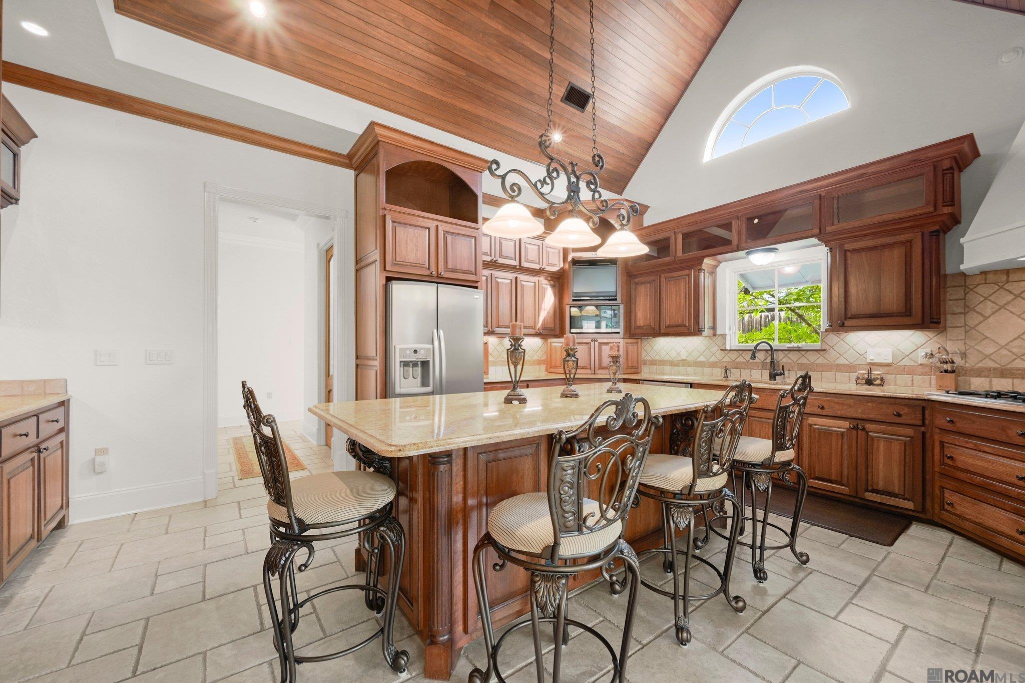 Baton Rouge, Louisiana, 70809, United States, ,5 BathroomsBathrooms,Residential,Active,1852704