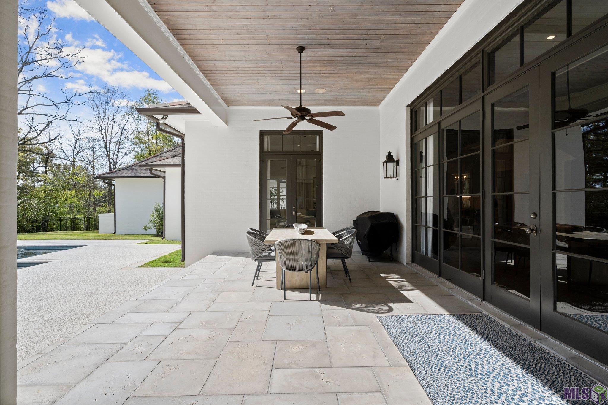 Baton Rouge, Louisiana, 70810, United States, 5 Bedrooms Bedrooms, ,6 BathroomsBathrooms,Residential,Active,1704127