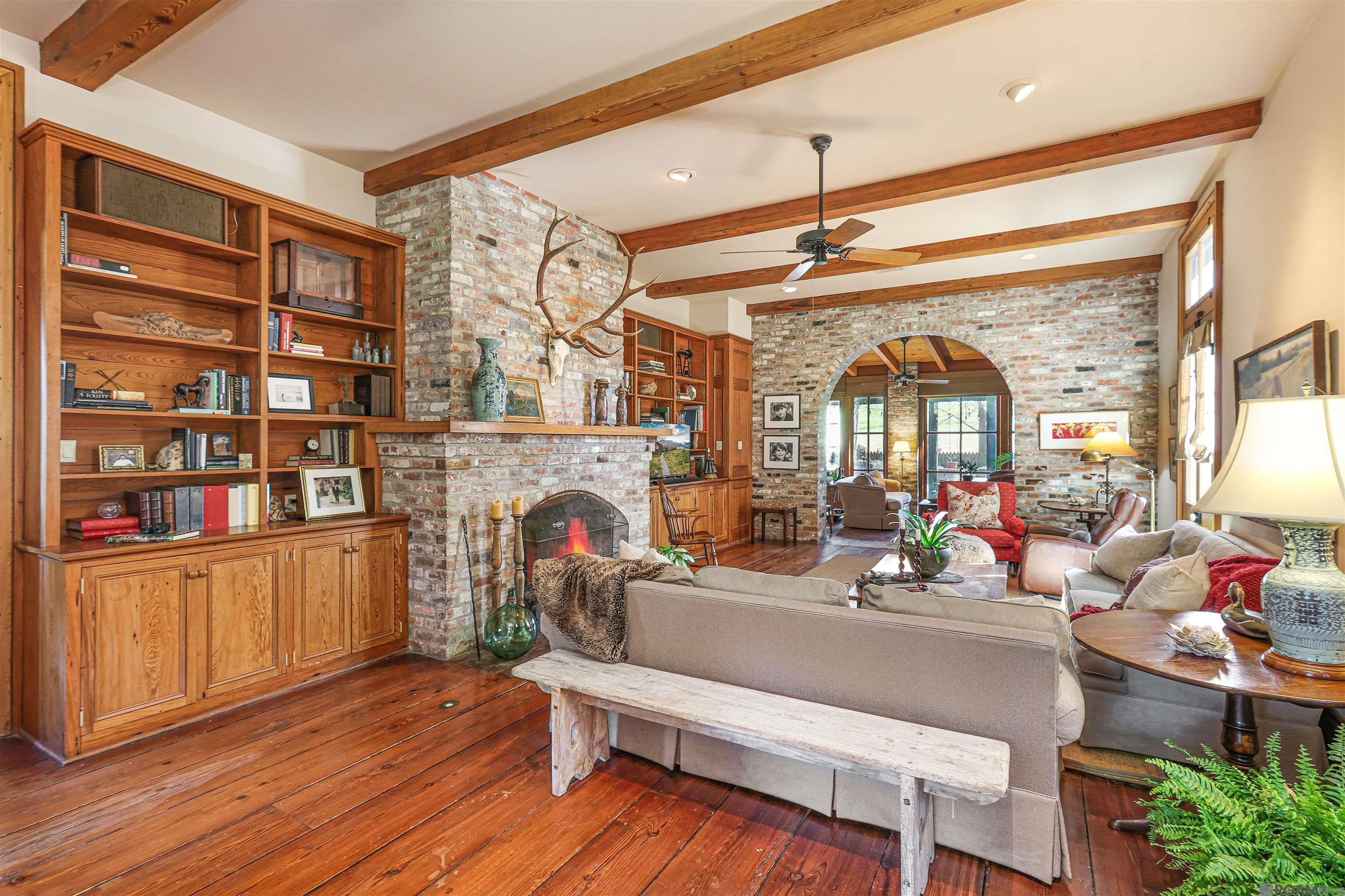 Port Allen, Louisiana, 70767, United States, ,3 BathroomsBathrooms,Residential,Active,1703829