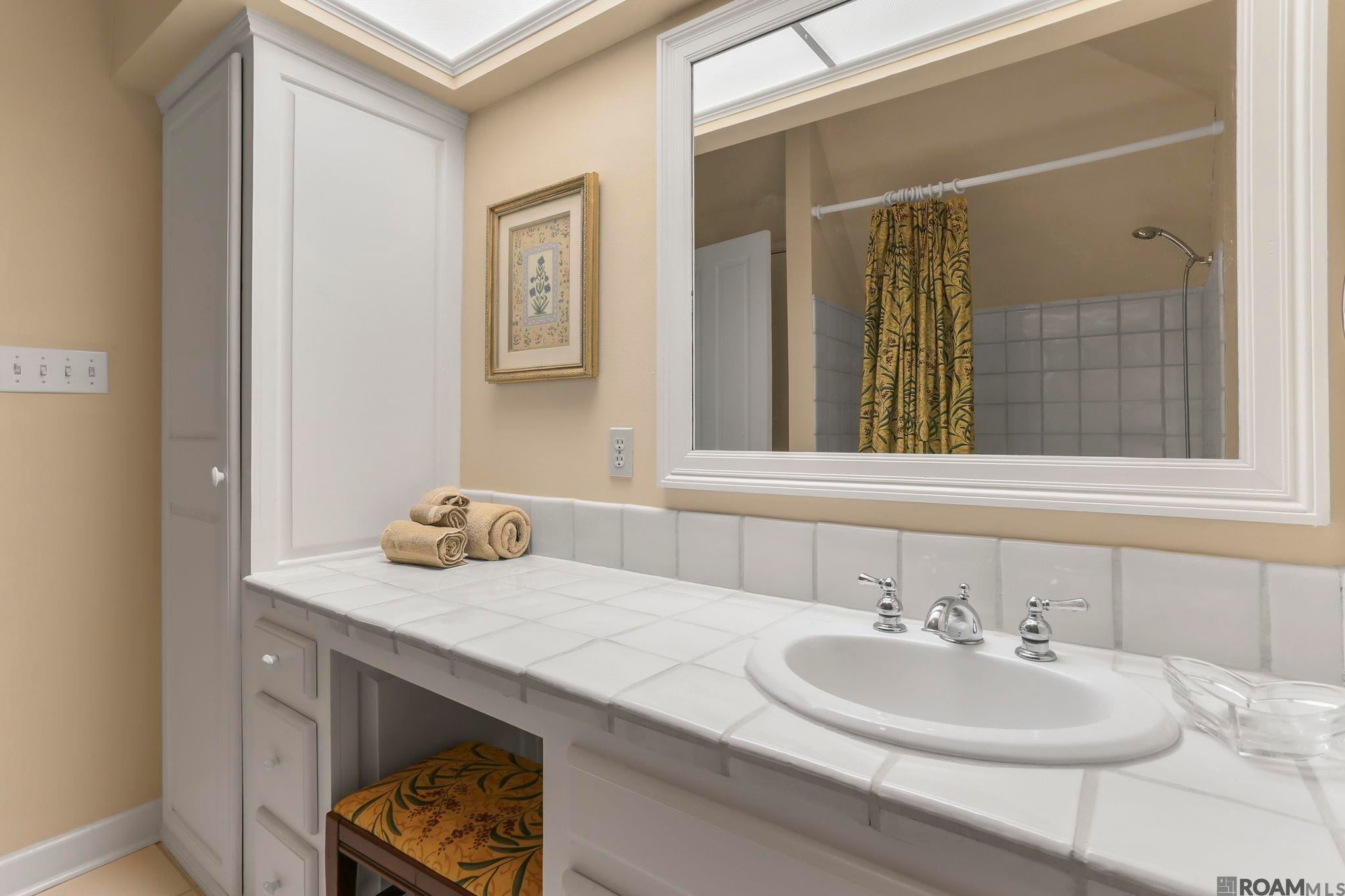 Baton Rouge, Louisiana, 70810, United States, 4 Bedrooms Bedrooms, ,5 BathroomsBathrooms,Residential,Active,1884866