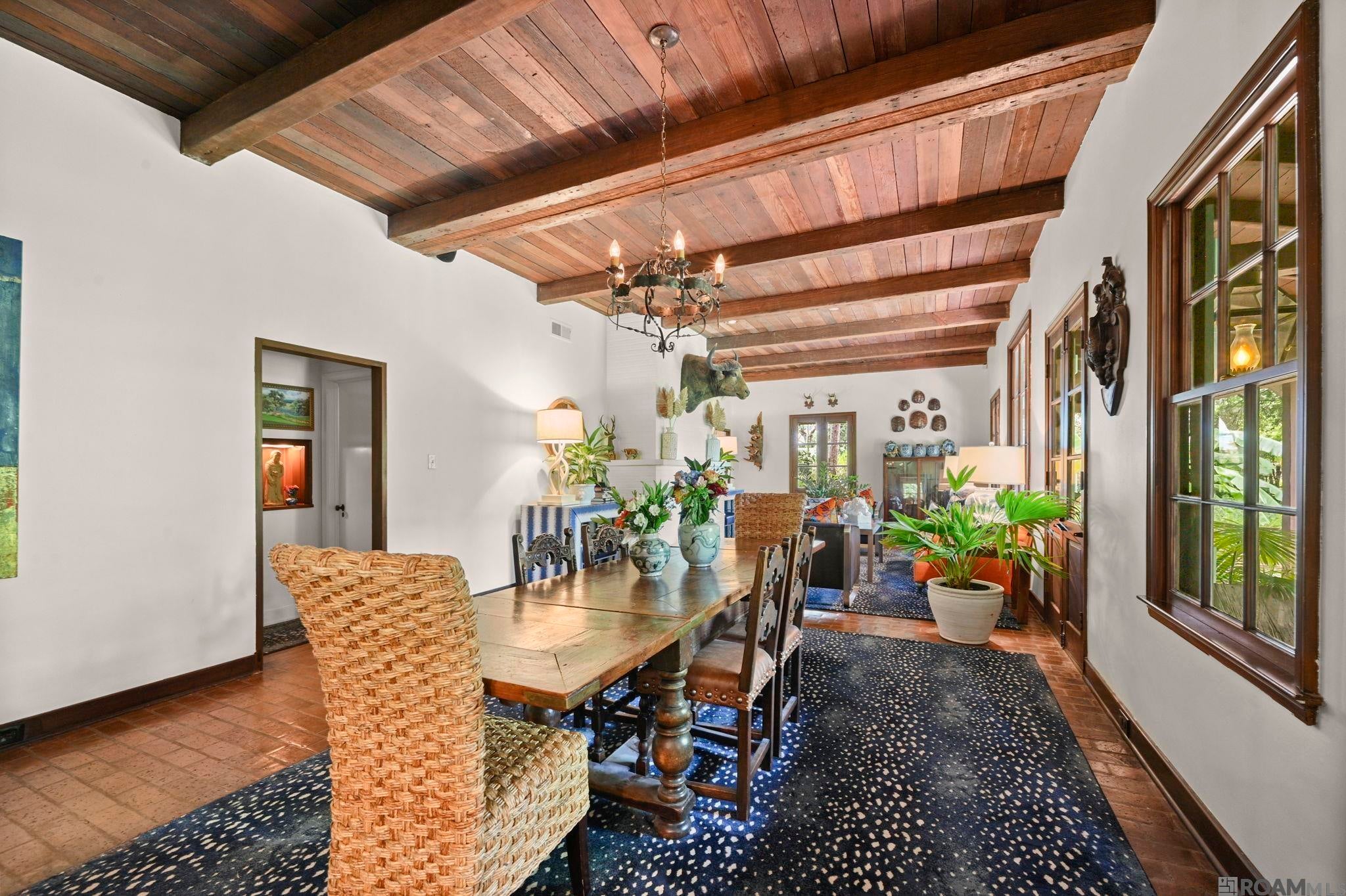 Baton Rouge, Louisiana, 70808, United States, 4 Bedrooms Bedrooms, ,5 BathroomsBathrooms,Residential,Active,1945865