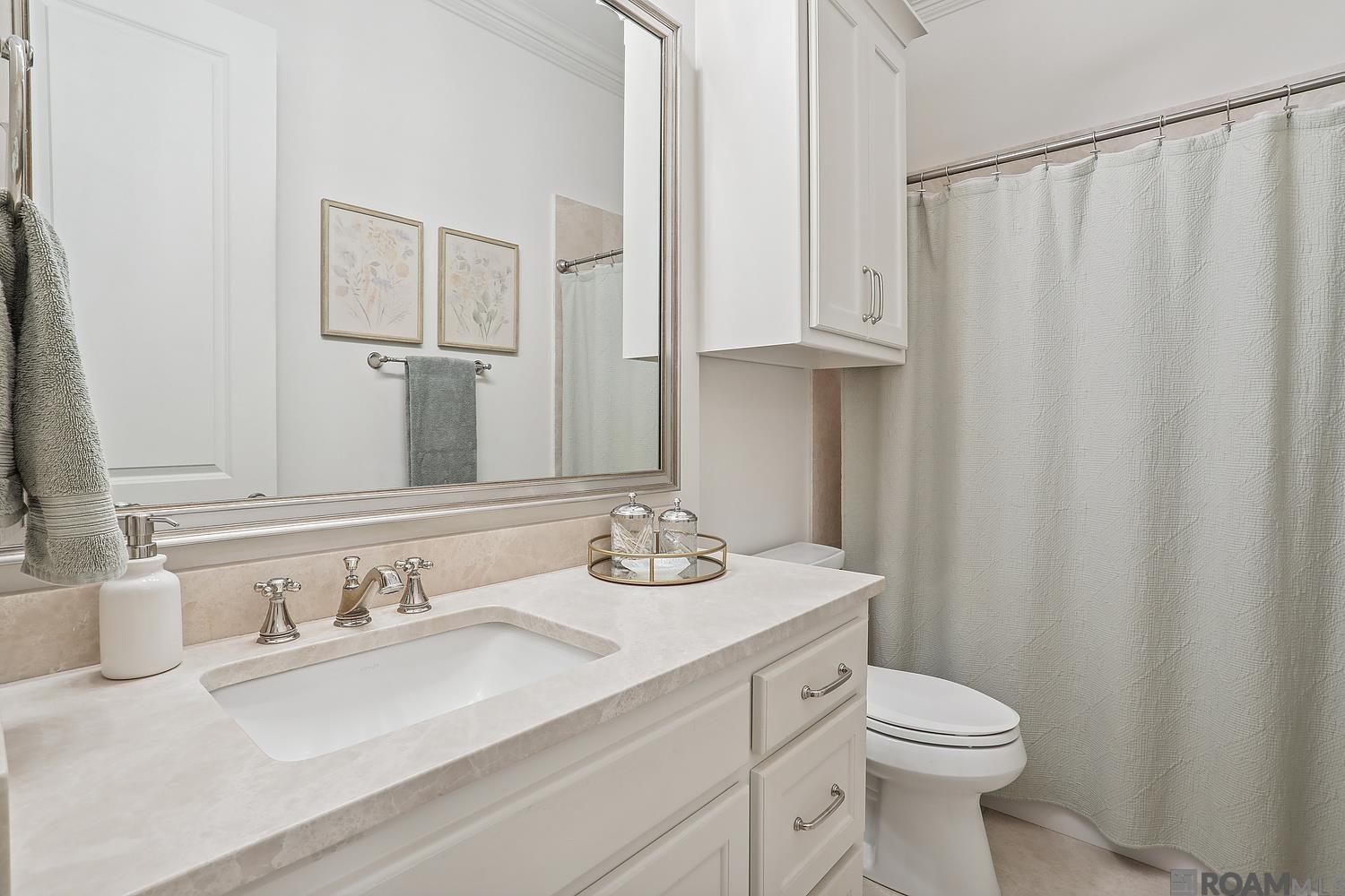 Baton Rouge, Louisiana, 70810, United States, 4 Bedrooms Bedrooms, ,4 BathroomsBathrooms,Residential,Active,1994964