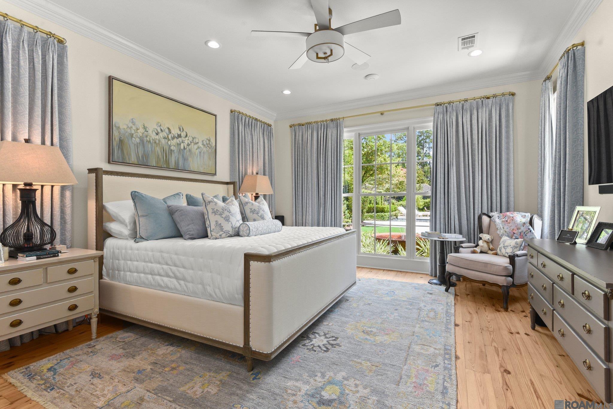 Baton Rouge, Louisiana, 70808, United States, 5 Bedrooms Bedrooms, ,5 BathroomsBathrooms,Residential,Active,2014598