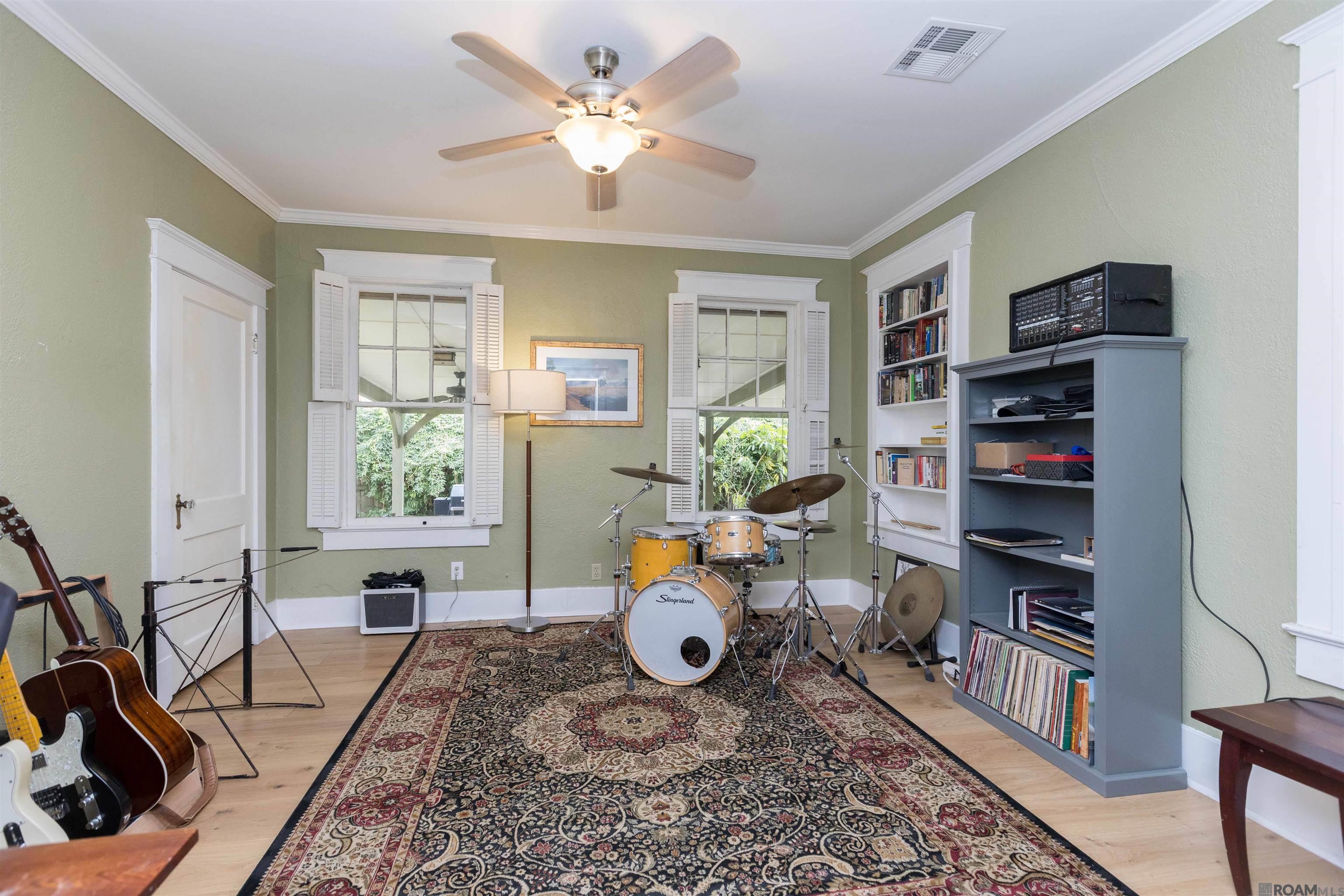 Baton Rouge, Louisiana, 70808, United States, 4 Bedrooms Bedrooms, ,4 BathroomsBathrooms,Residential,Active,2002323