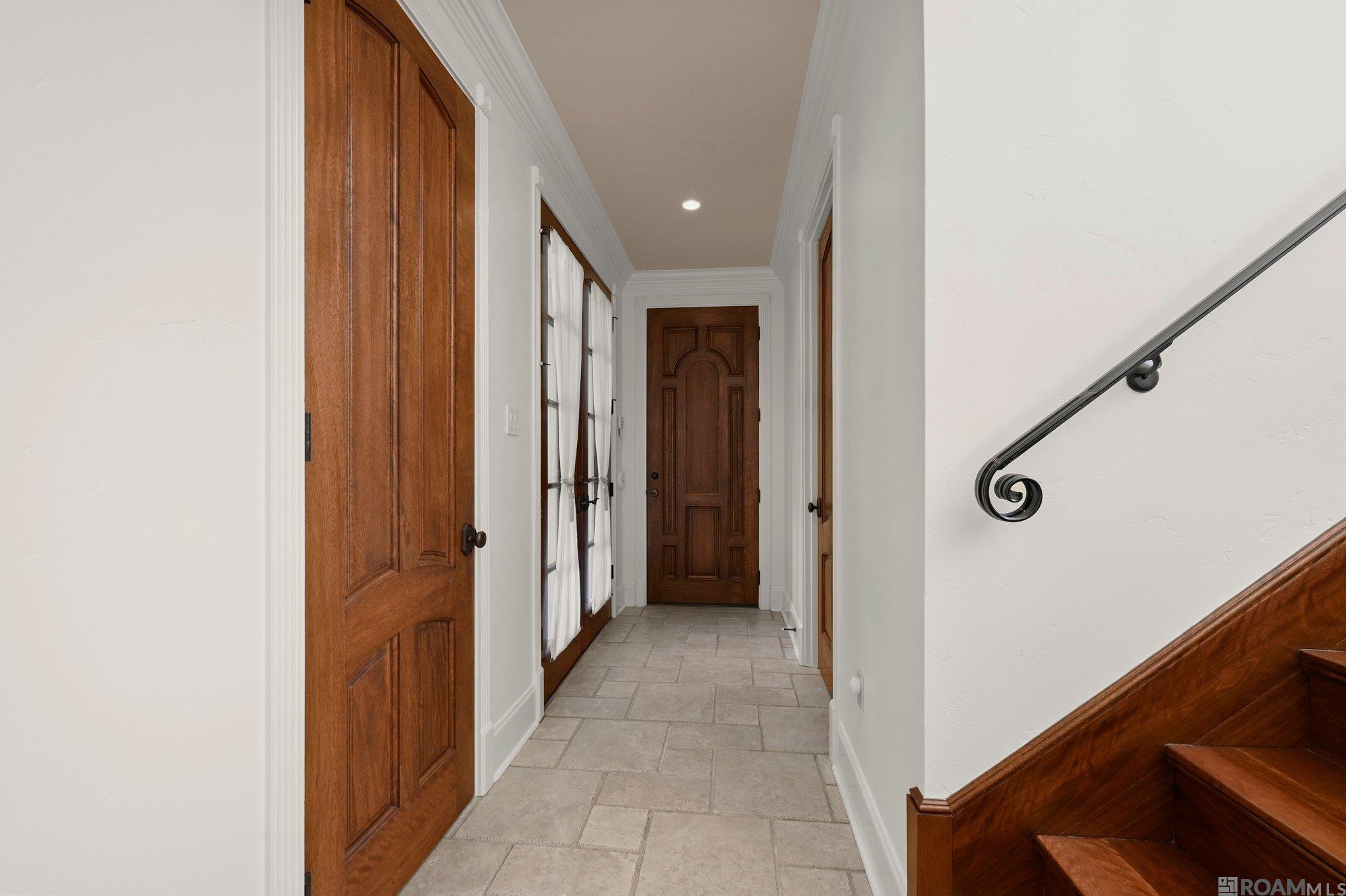 Baton Rouge, Louisiana, 70809, United States, ,5 BathroomsBathrooms,Residential,Active,1852704