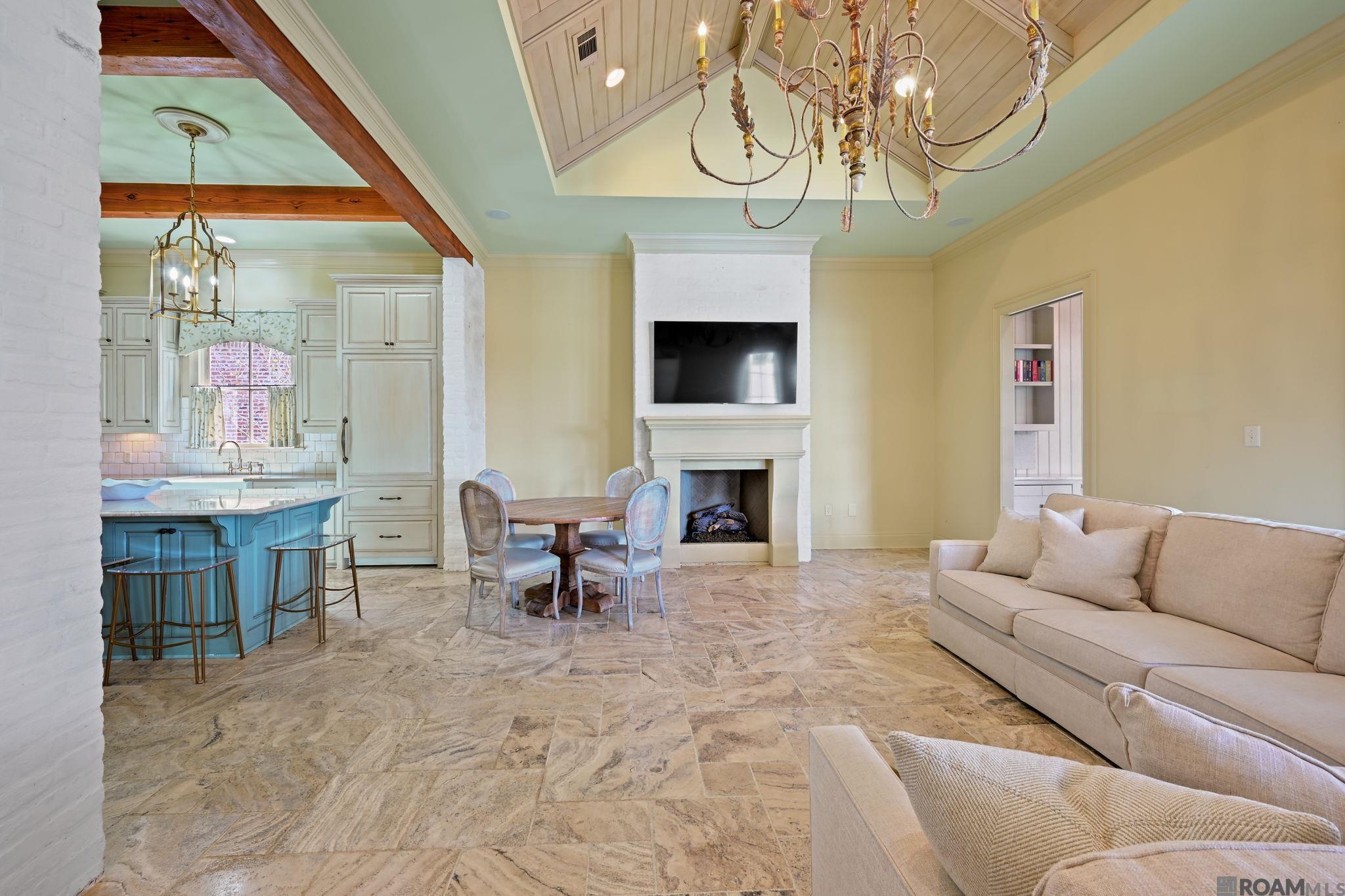 Saint George, Louisiana, 70809, United States, 5 Bedrooms Bedrooms, ,6 BathroomsBathrooms,Residential,Active,2009816