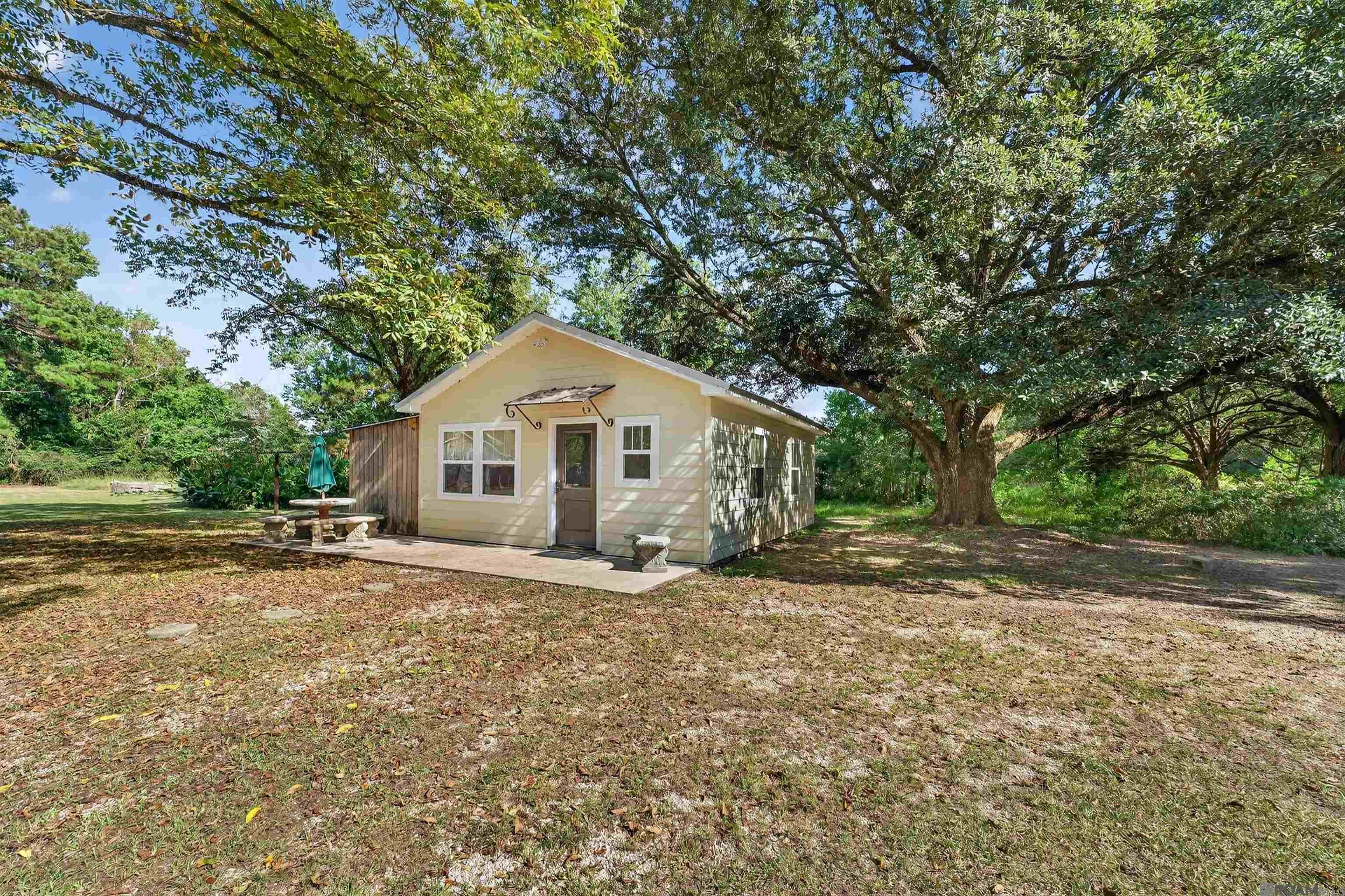 Clinton, Louisiana, 70722, United States, 3 Bedrooms Bedrooms, ,2 BathroomsBathrooms,Residential,Active,1963400