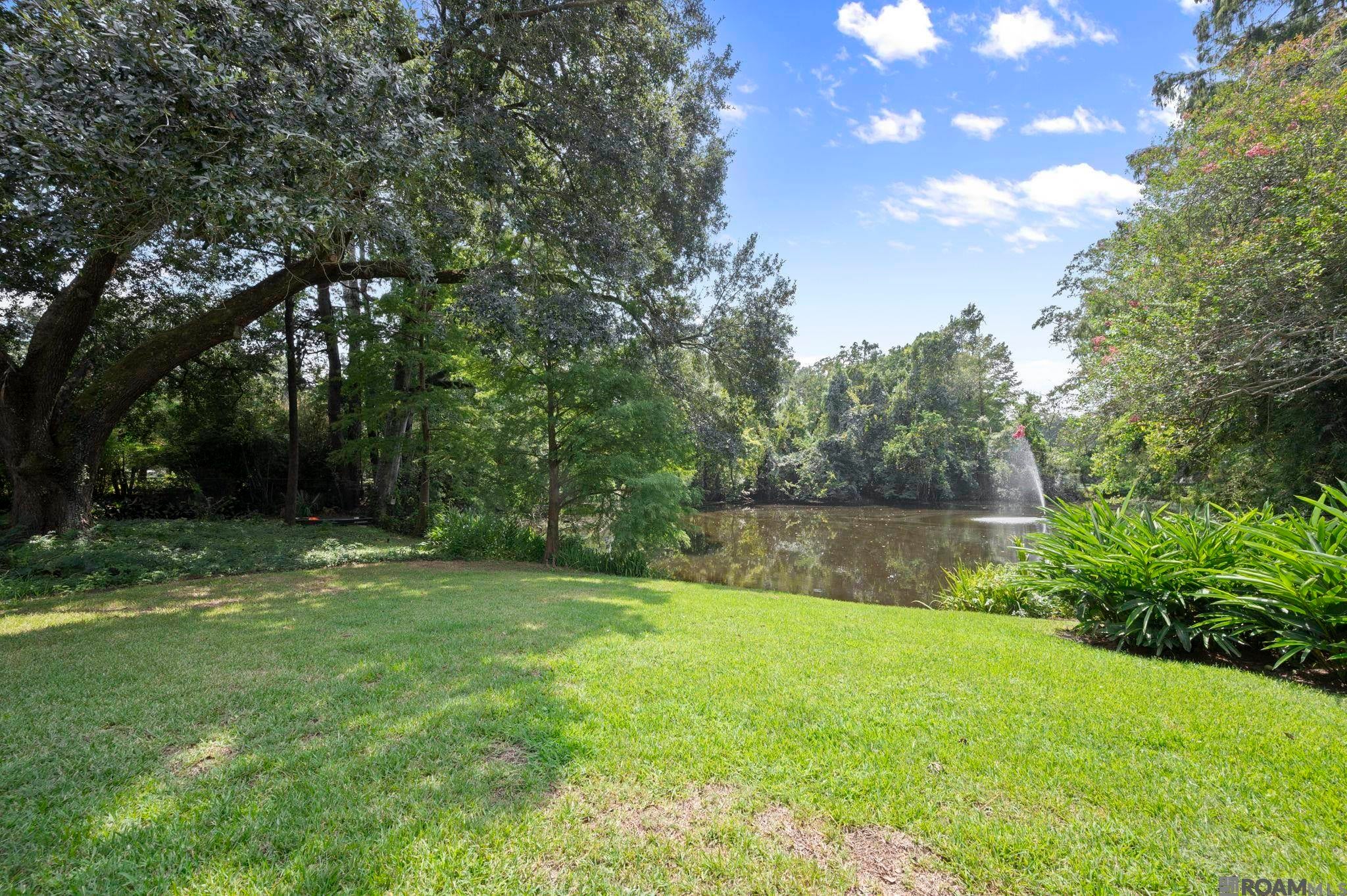 Baton Rouge, Louisiana, 70808, United States, 4 Bedrooms Bedrooms, ,5 BathroomsBathrooms,Residential,Active,1945865