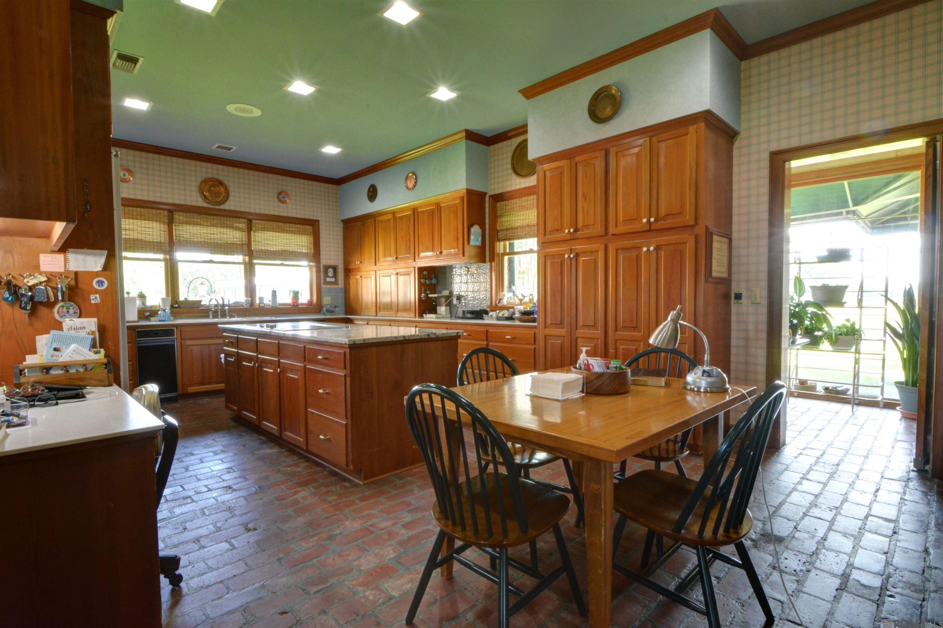 Central, Louisiana, 70770, United States, ,7 BathroomsBathrooms,Residential,Active,1820841