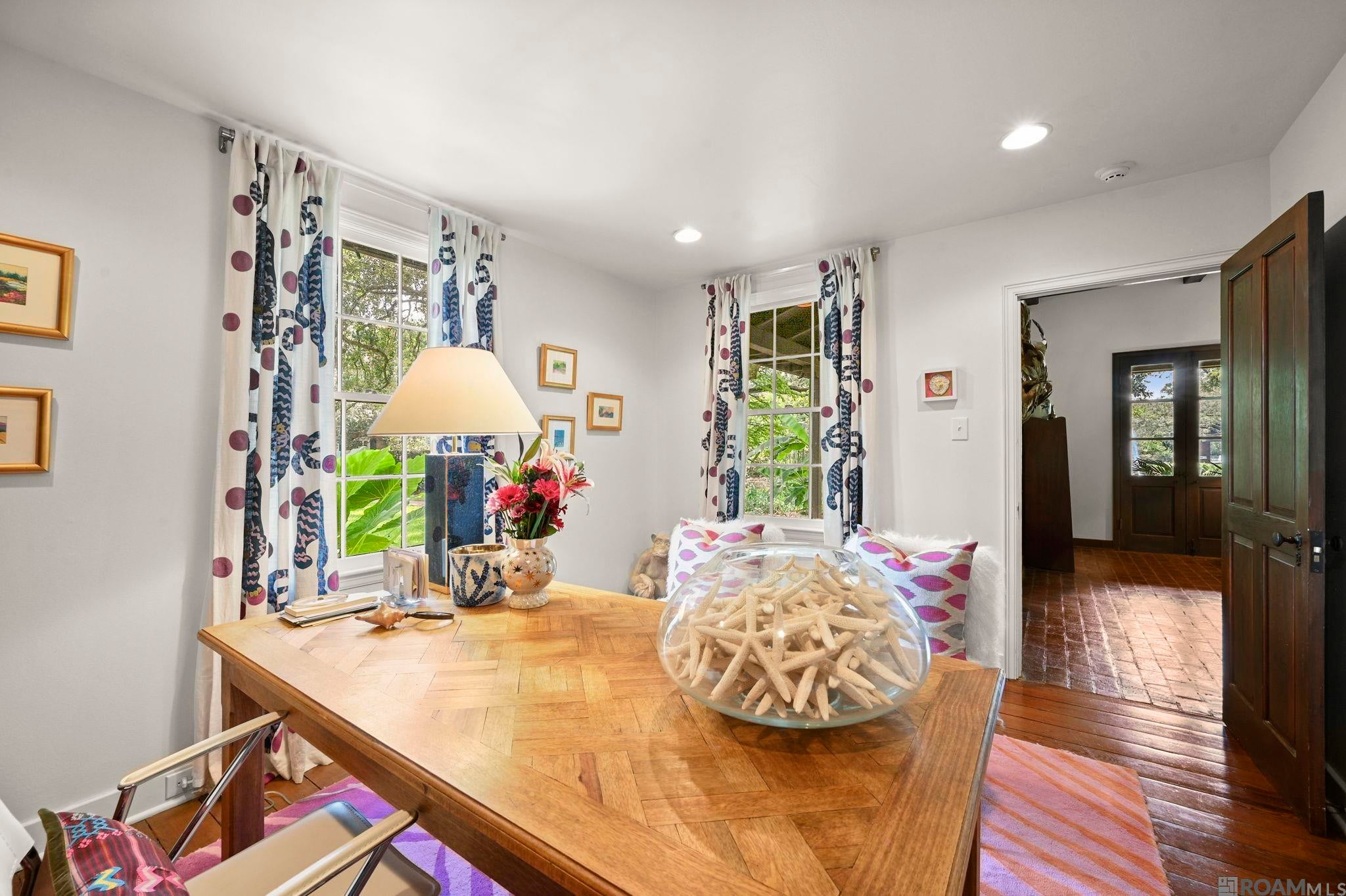 Baton Rouge, Louisiana, 70808, United States, 4 Bedrooms Bedrooms, ,5 BathroomsBathrooms,Residential,Active,1945865