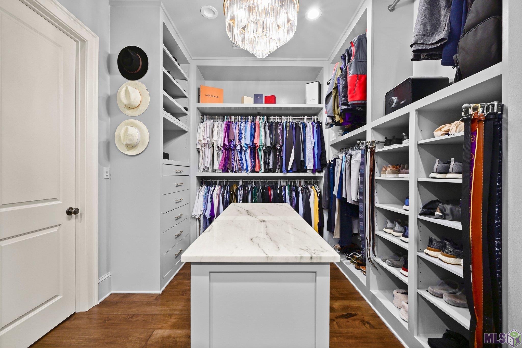 Baton Rouge, Louisiana, 70810, United States, 5 Bedrooms Bedrooms, ,6 BathroomsBathrooms,Residential,Active,1704127