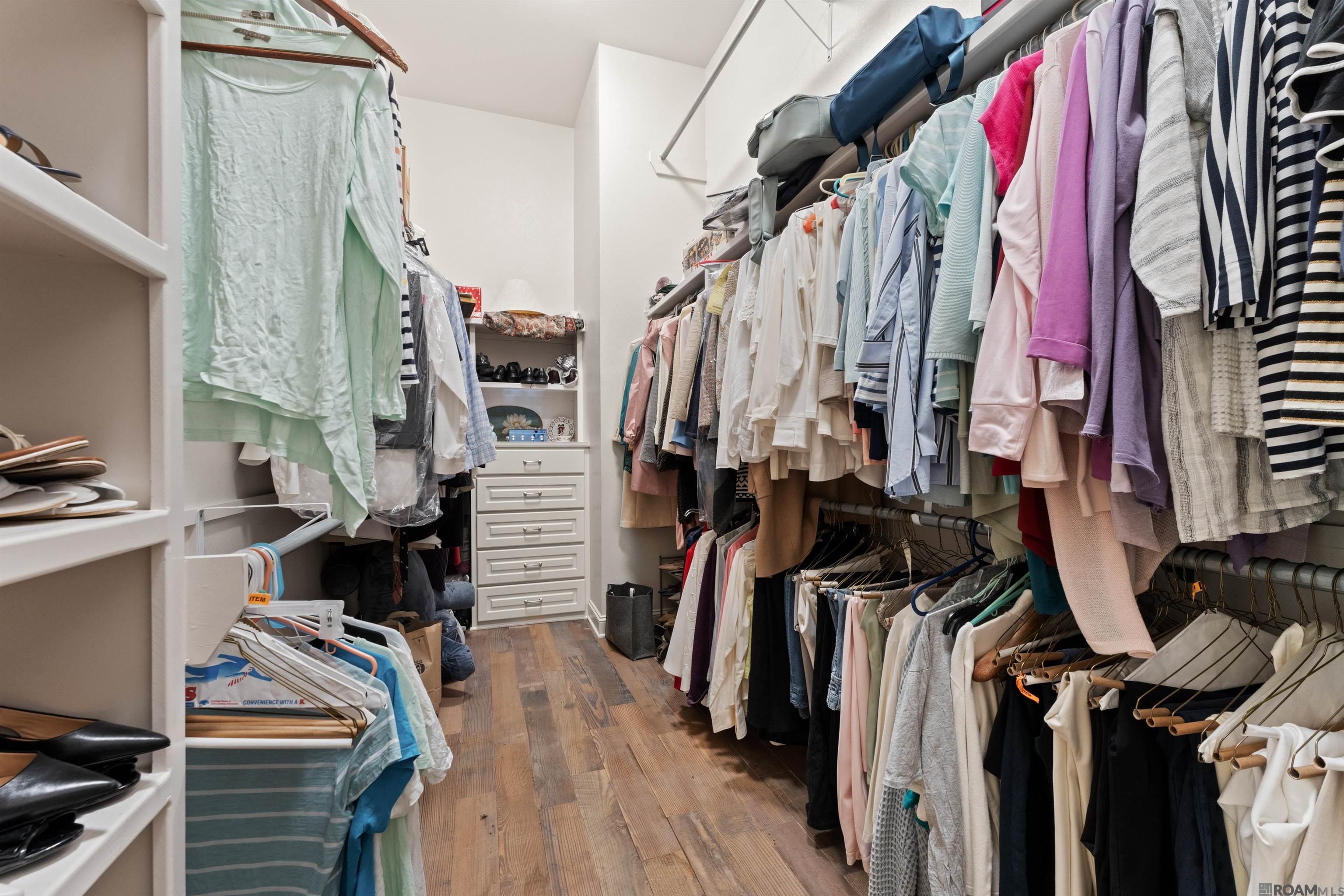 Saint George, Louisiana, 70810, United States, ,5 BathroomsBathrooms,Residential,Active,1703296