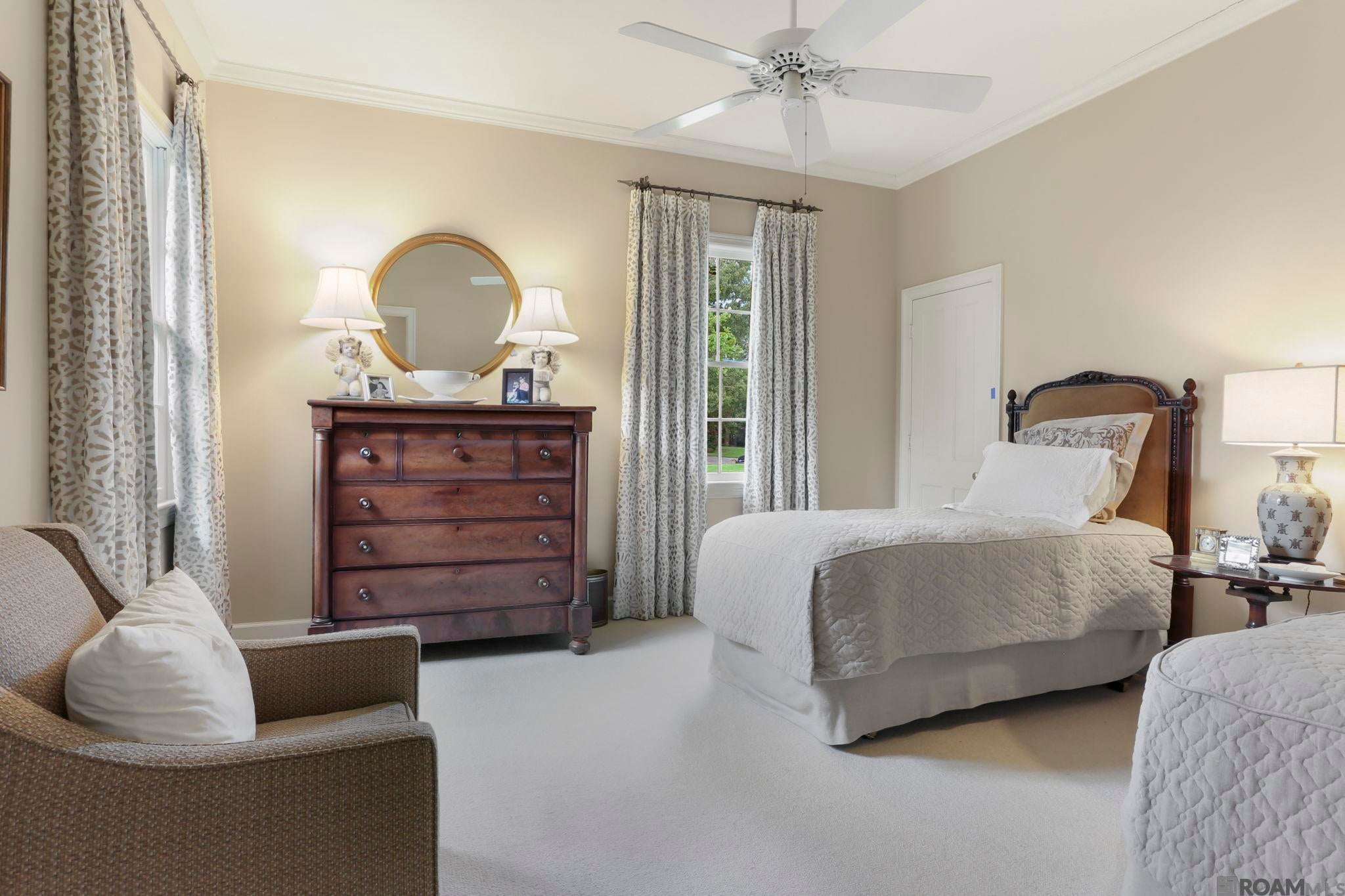 Baton Rouge, Louisiana, 70810, United States, 4 Bedrooms Bedrooms, ,5 BathroomsBathrooms,Residential,Active,1884866