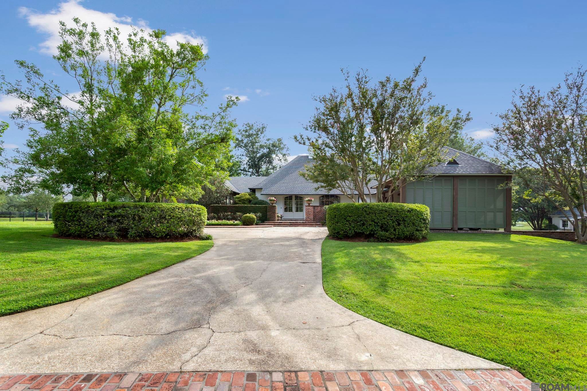 Baton Rouge, Louisiana, 70810, United States, 4 Bedrooms Bedrooms, ,5 BathroomsBathrooms,Residential,Active,1884866