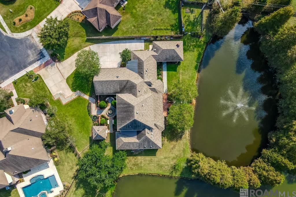 Baton Rouge, Louisiana, 70810, United States, 6 Bedrooms Bedrooms, ,5 BathroomsBathrooms,Residential,Active,1919393