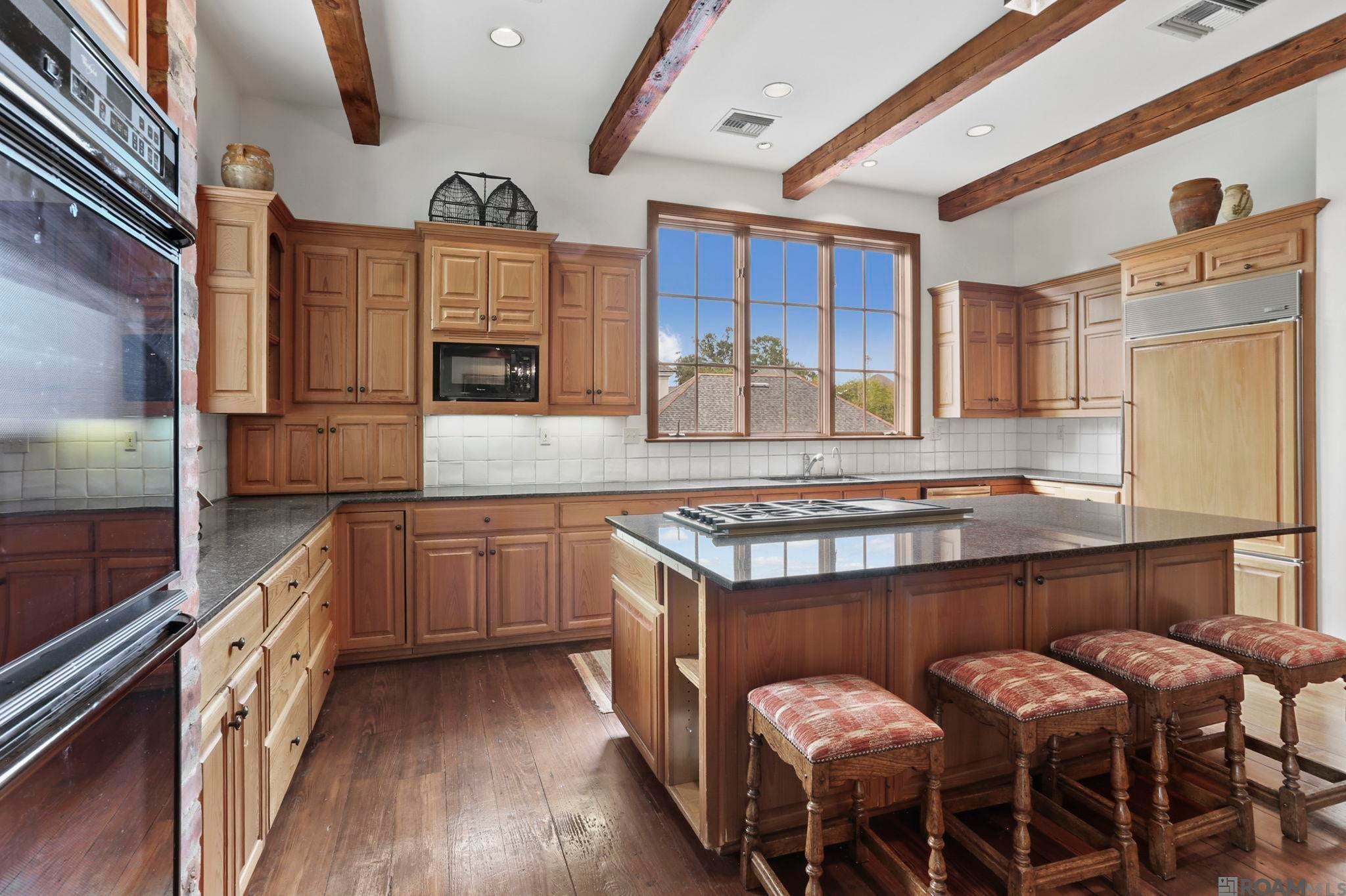 Baton Rouge, Louisiana, 70810, United States, 4 Bedrooms Bedrooms, ,5 BathroomsBathrooms,Residential,Active,1884866