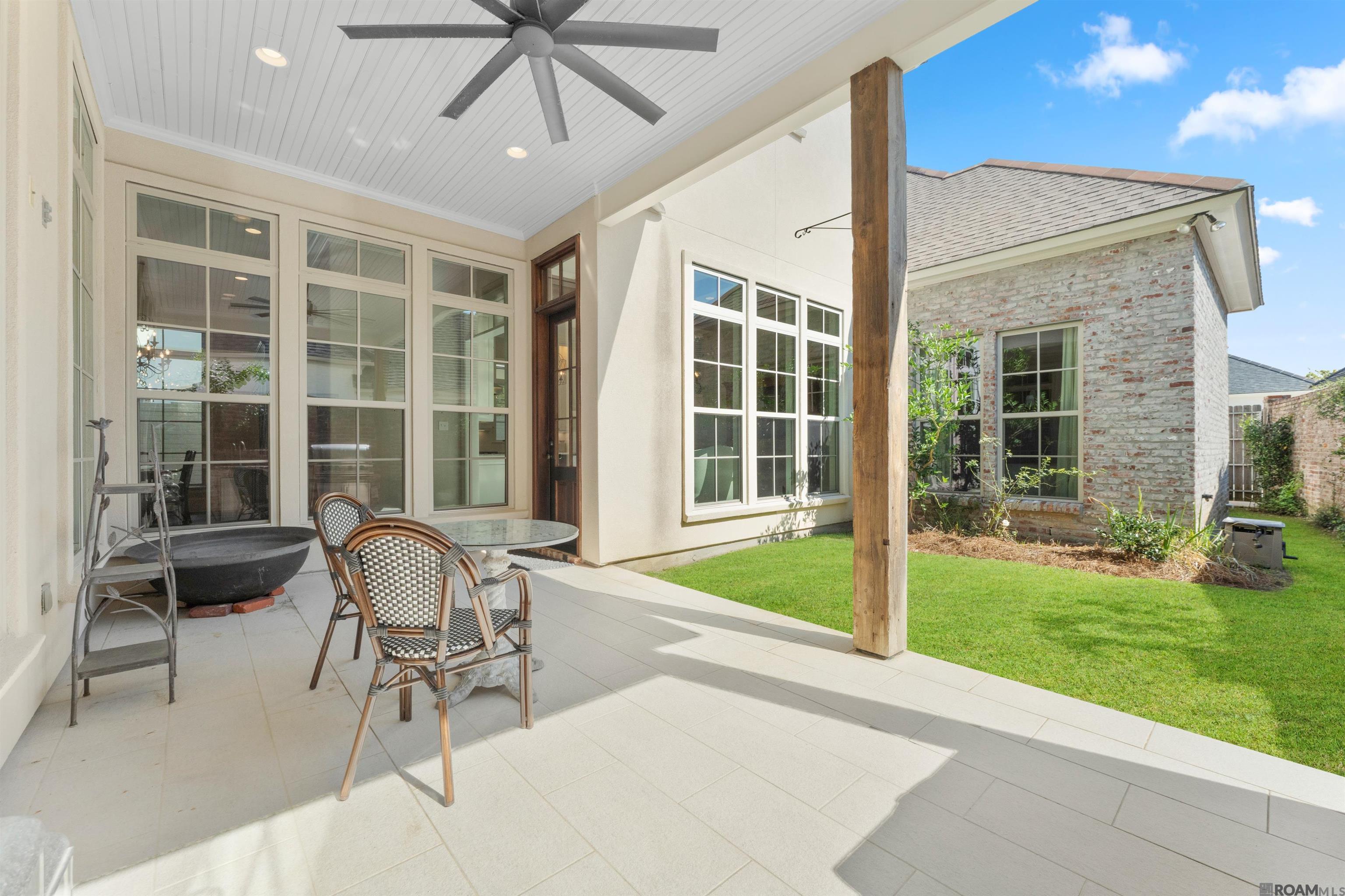 Saint George, Louisiana, 70810, United States, ,5 BathroomsBathrooms,Residential,Active,1703296