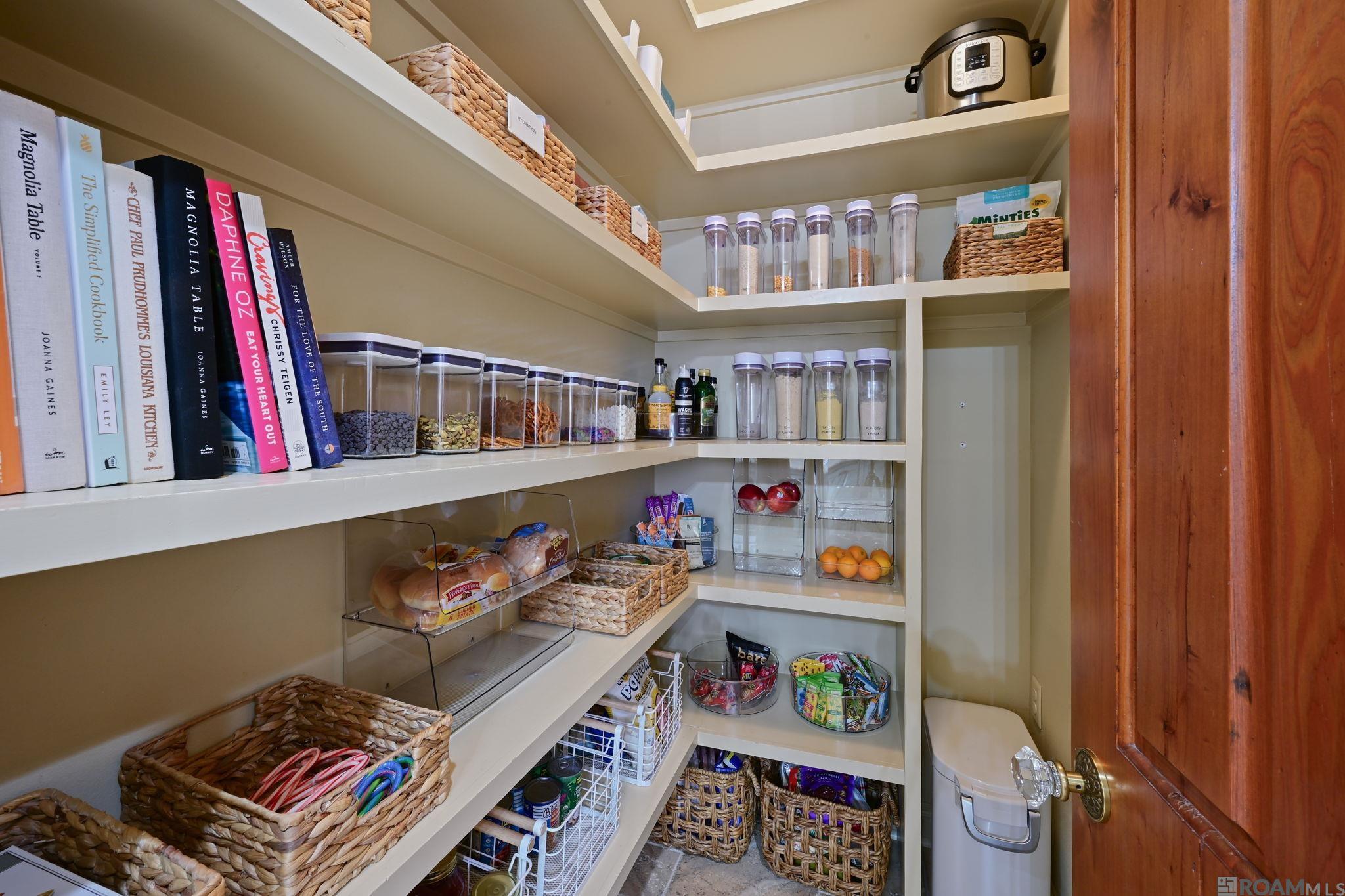 Saint George, Louisiana, 70809, United States, 5 Bedrooms Bedrooms, ,6 BathroomsBathrooms,Residential,Active,2009816