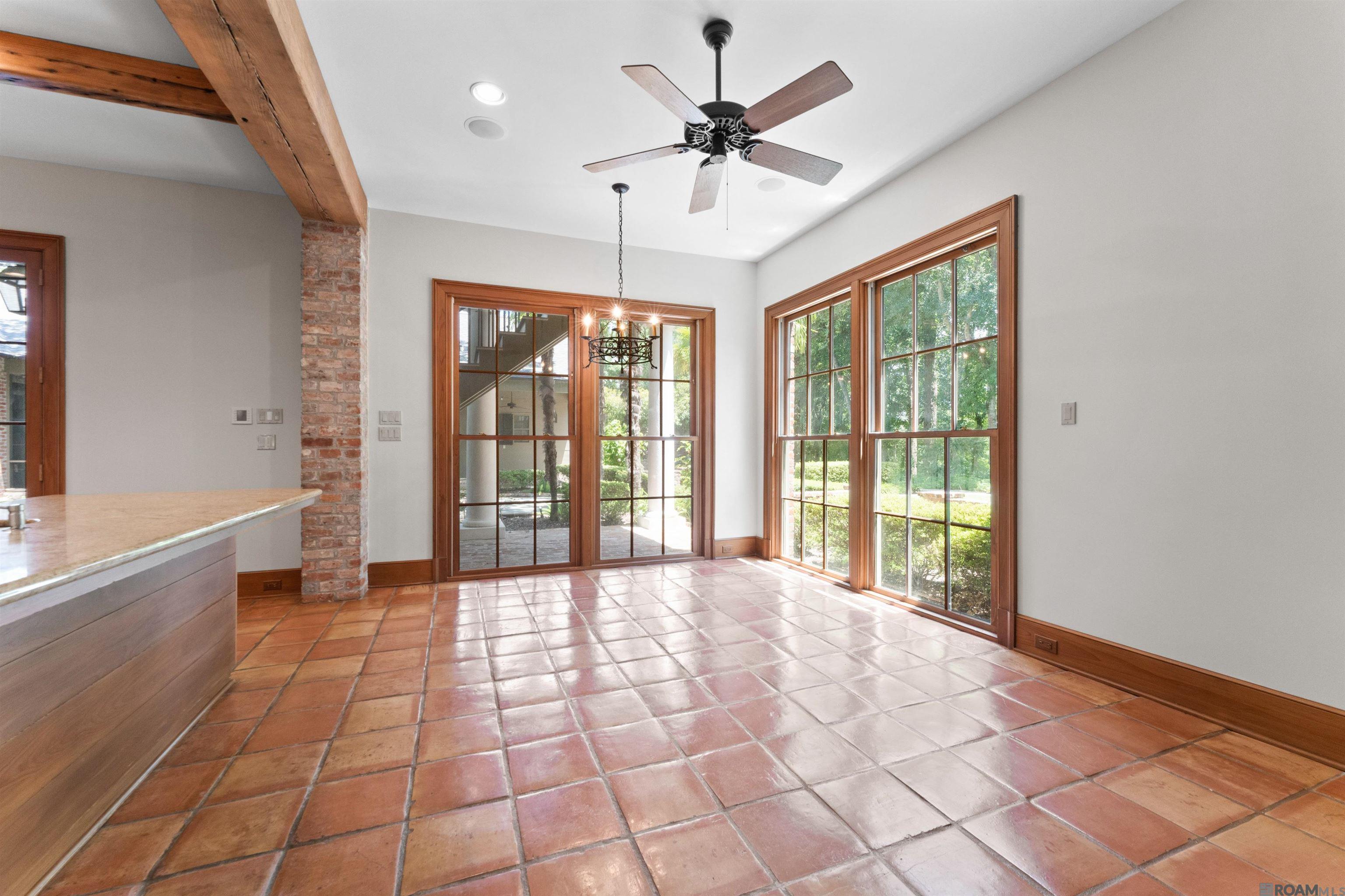 Baton Rouge, Louisiana, 70810, United States, ,5 BathroomsBathrooms,Residential,Active,1732390