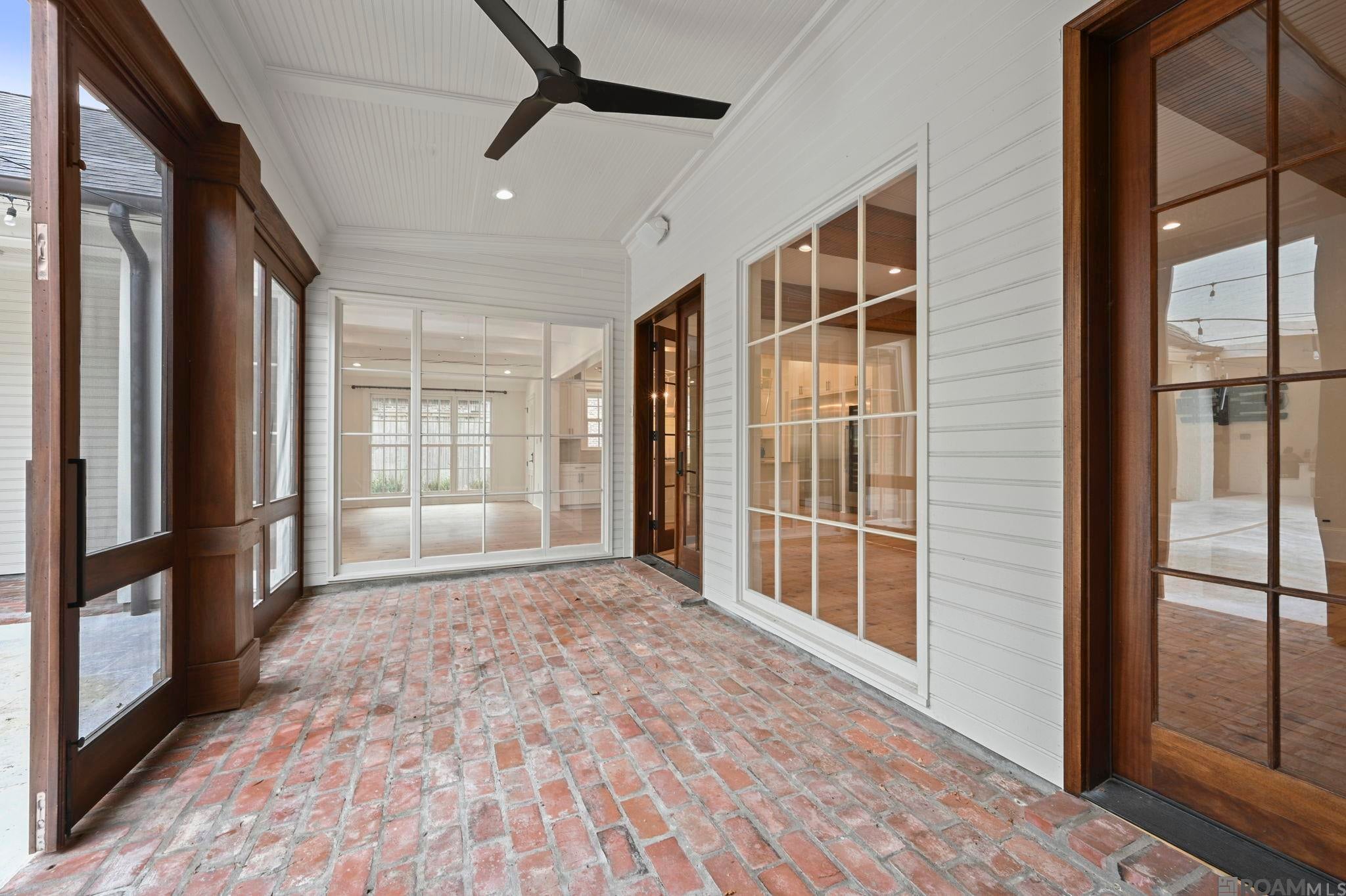 Baton Rouge, Louisiana, 70808, United States, 5 Bedrooms Bedrooms, ,5 BathroomsBathrooms,Residential,Active,2014598