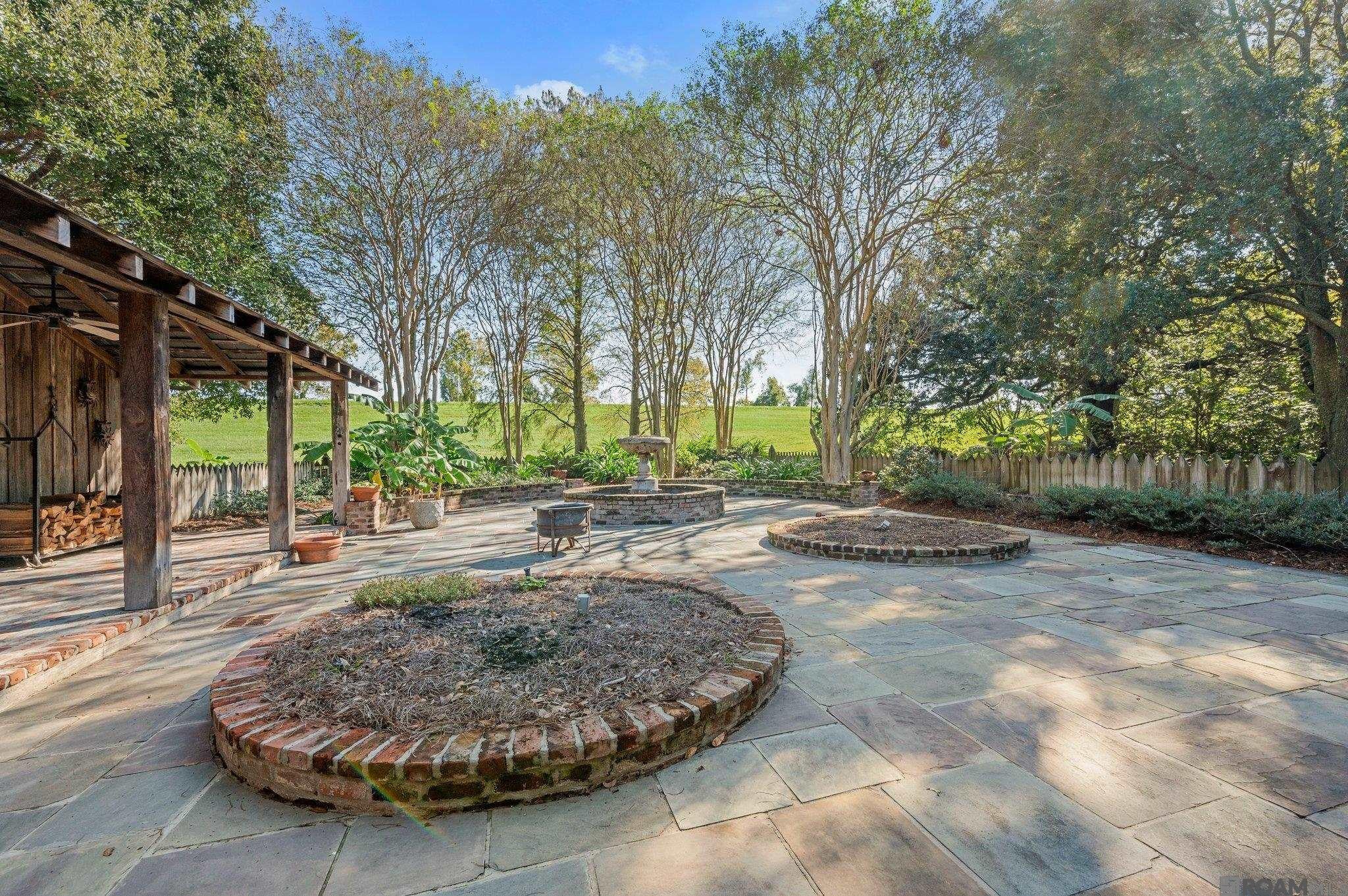 Port Allen, Louisiana, 70767, United States, ,3 BathroomsBathrooms,Residential,Active,1703829