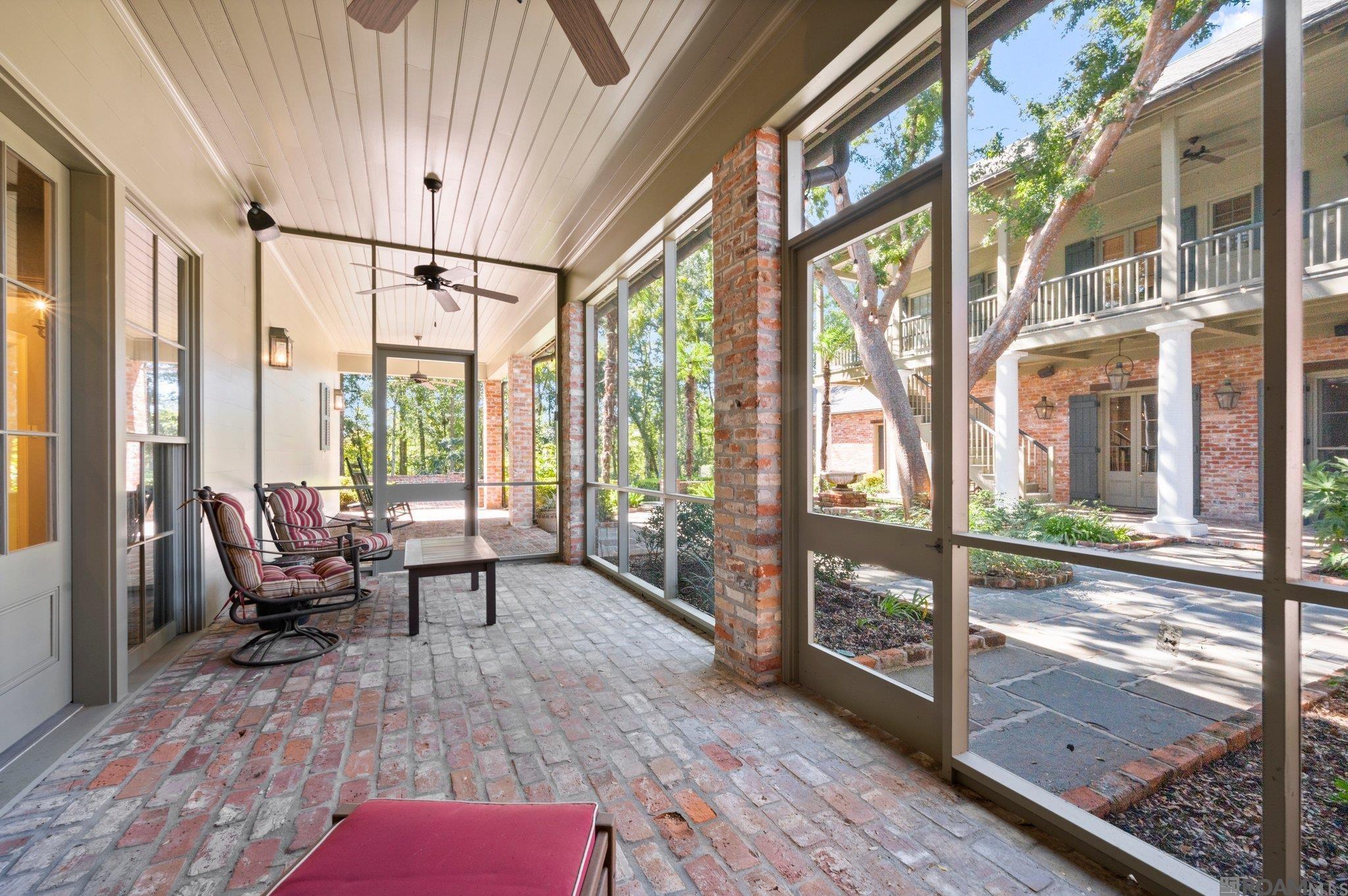 Baton Rouge, Louisiana, 70810, United States, ,5 BathroomsBathrooms,Residential,Active,1732390